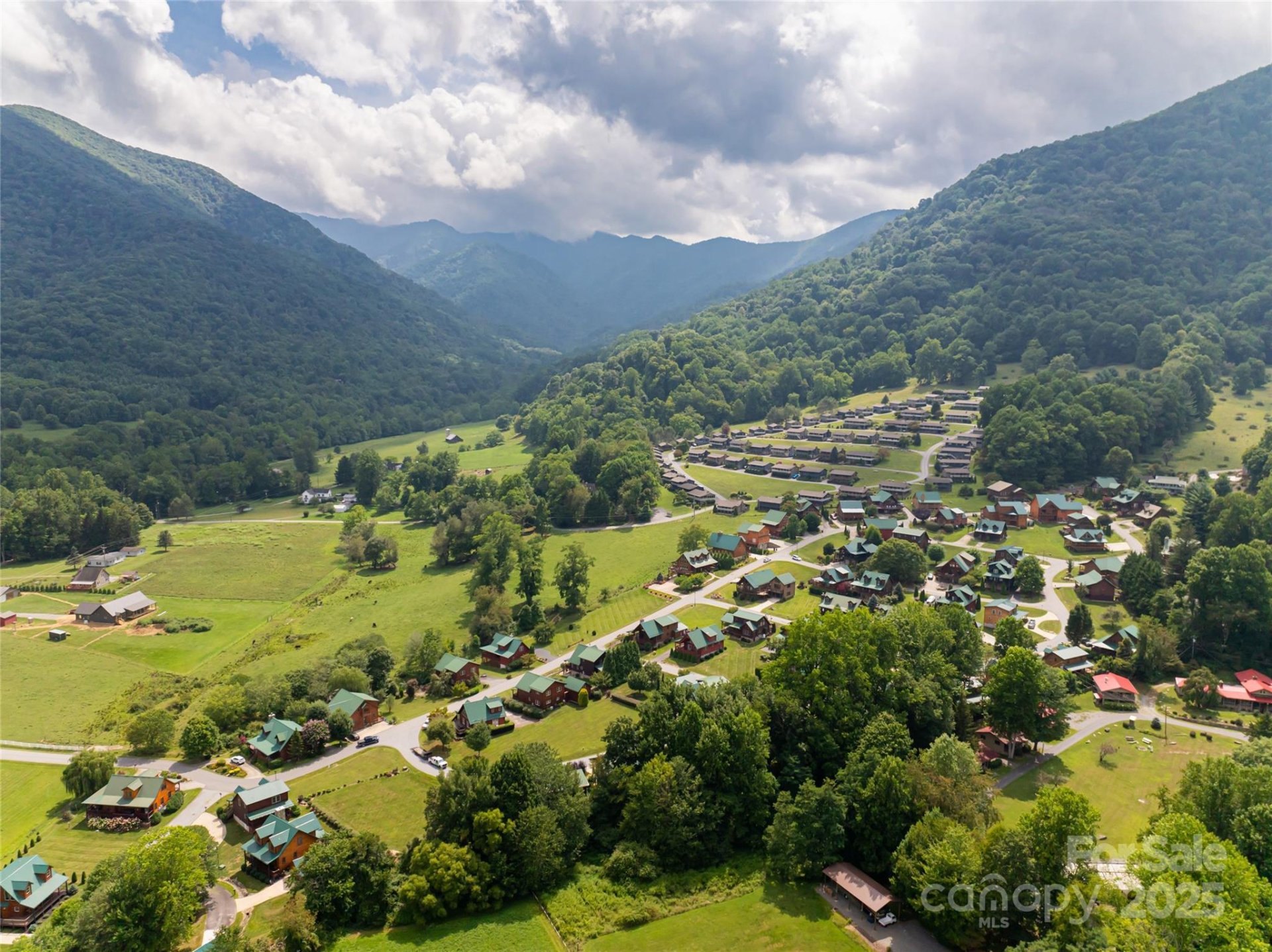 Property image 2 at 649 Panoramic Loop, Maggie Valley, NC 28751