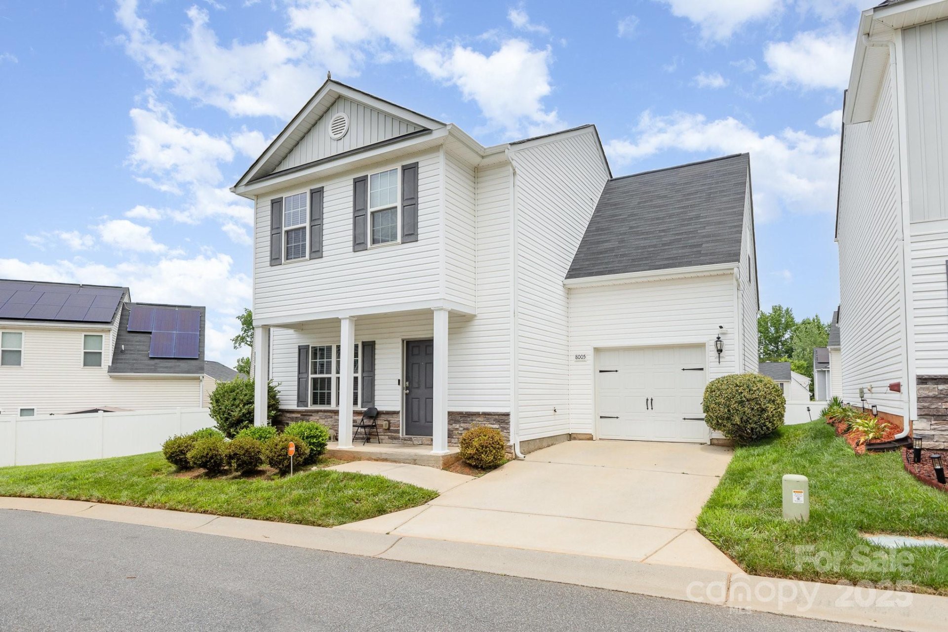 Property image 4 at 8005 Stevie Oaks Lane, Charlotte, NC 28215