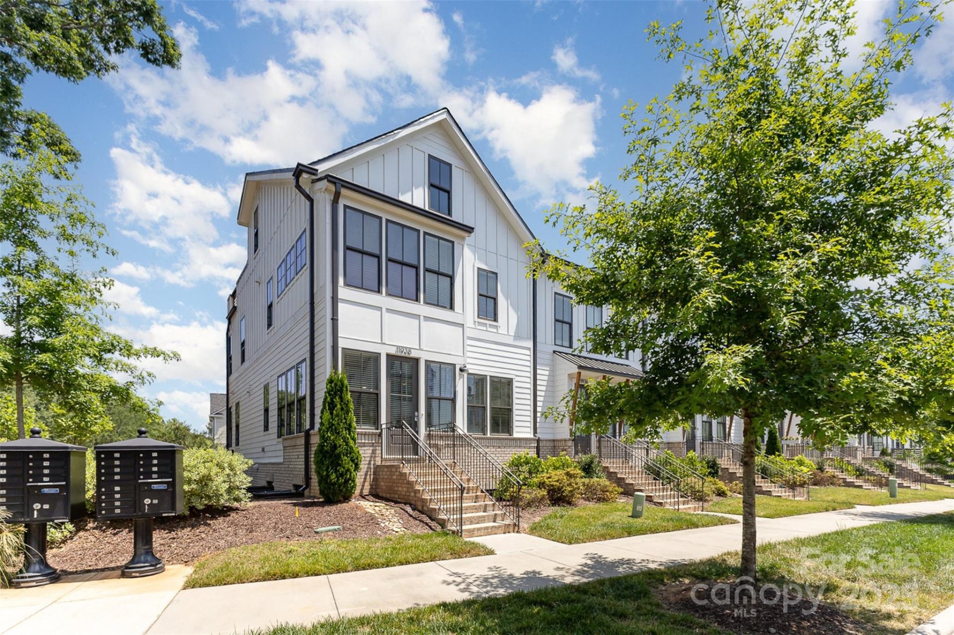 11938 Fiddlers Roof Lane