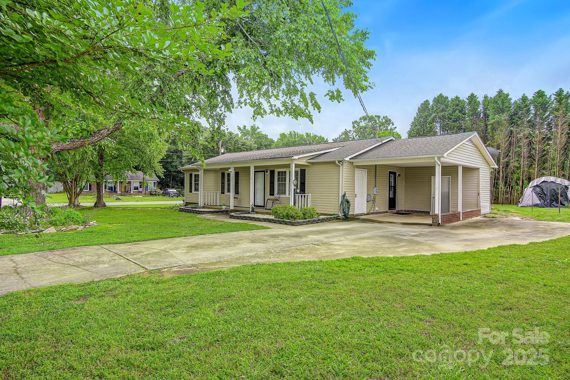 Property image 1 at 1116 Crestview Drive, Salisbury, NC 28146