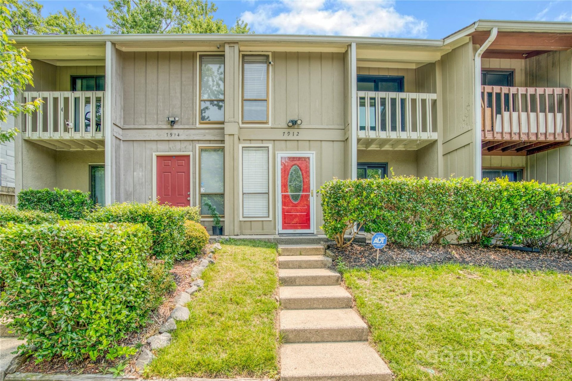 Property image 1 at 7912 Charter Oak Lane, Charlotte, NC 28226