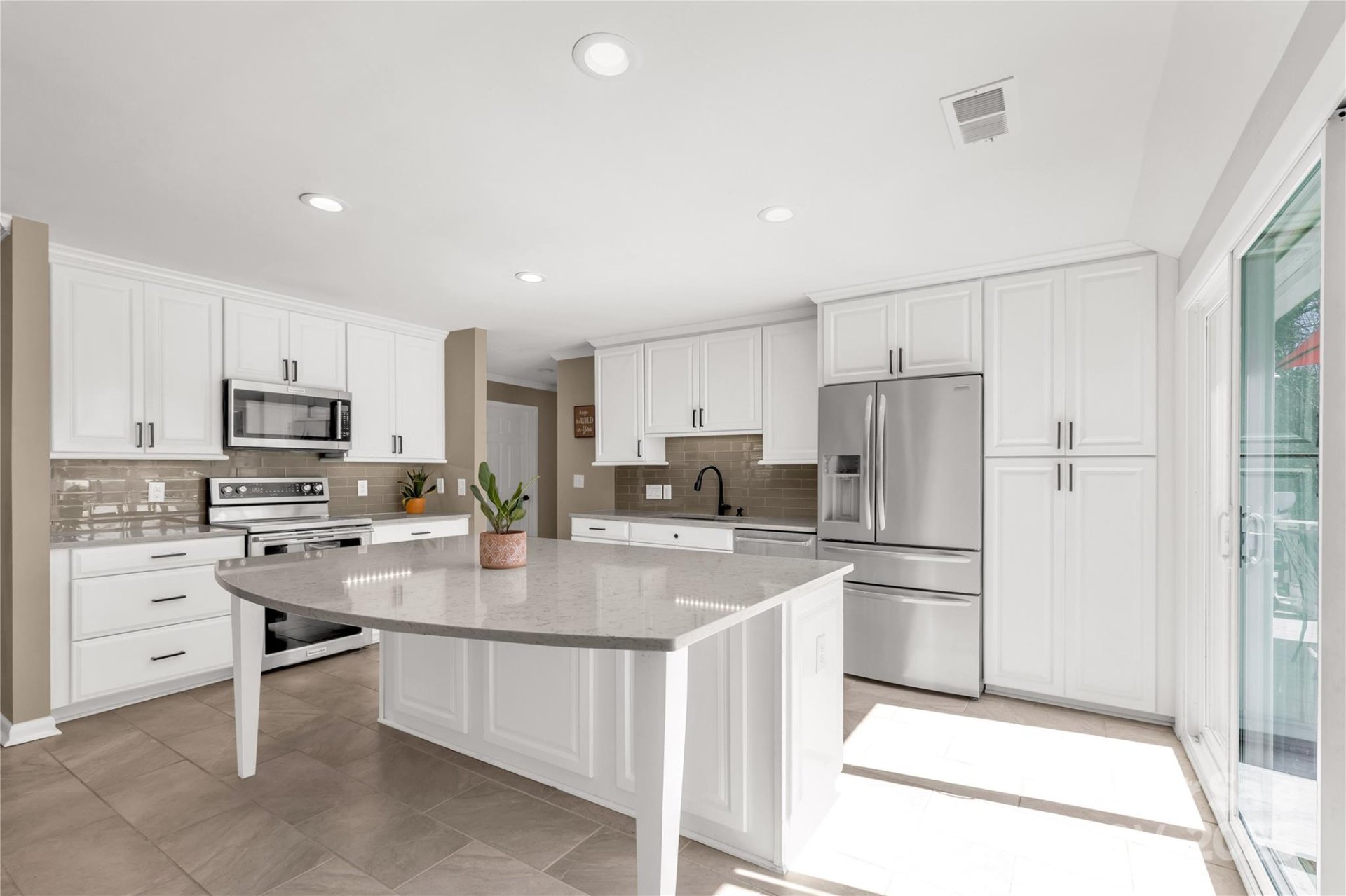 22 Honeysuckle Lane