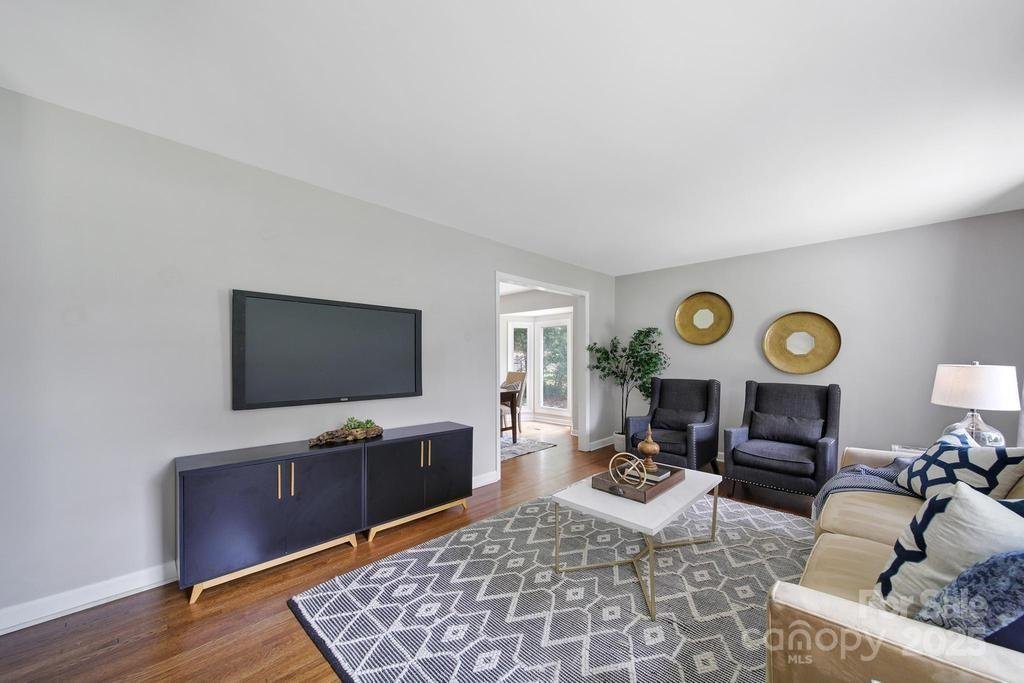 Property image 3 at 3800 Lovett Circle, Charlotte, NC 28210