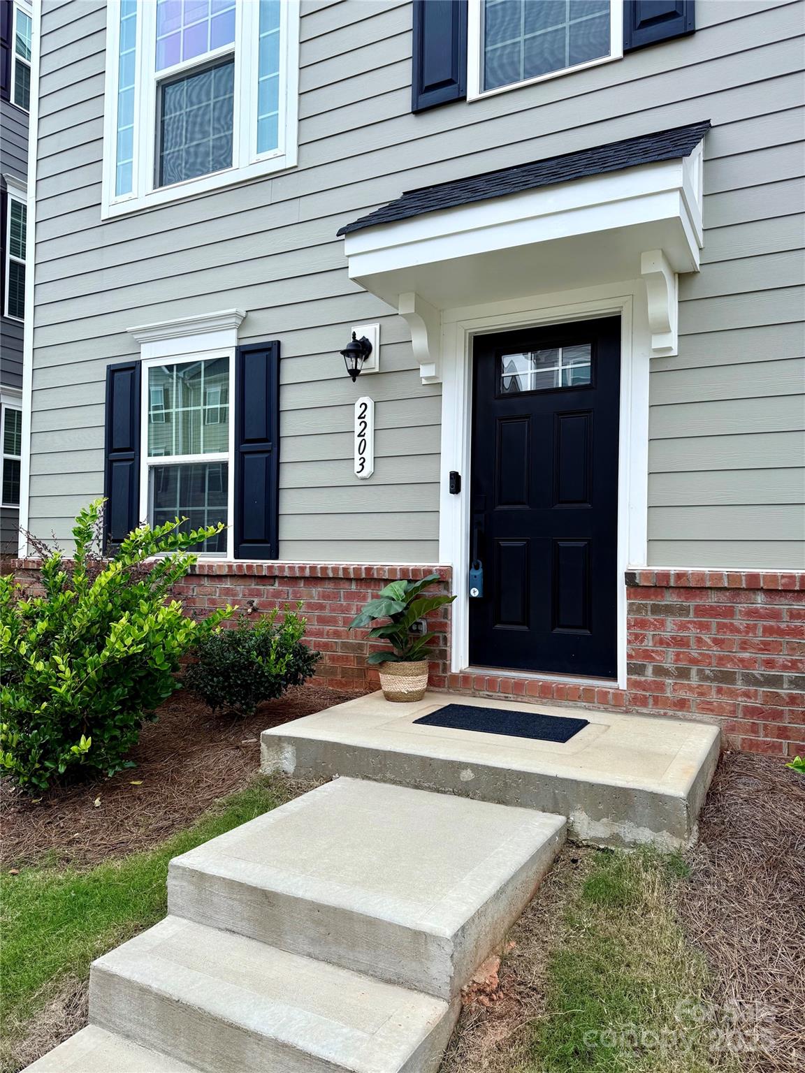 Stone Creek Townhomes, Stallings Community