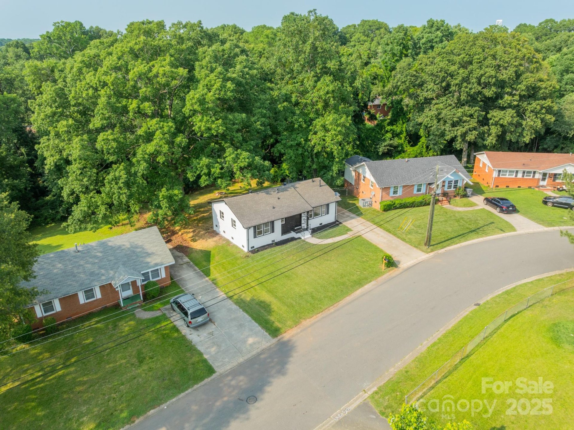 Property image 2 at 3608 Crestridge Drive, Charlotte, NC 28217