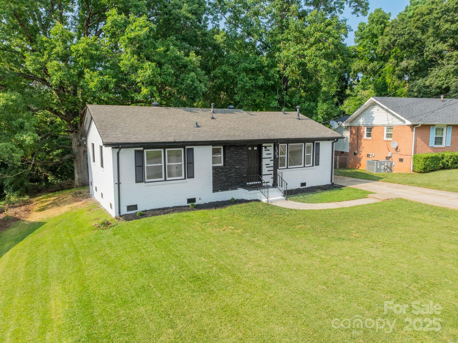 Property image 3 at 3608 Crestridge Drive, Charlotte, NC 28217