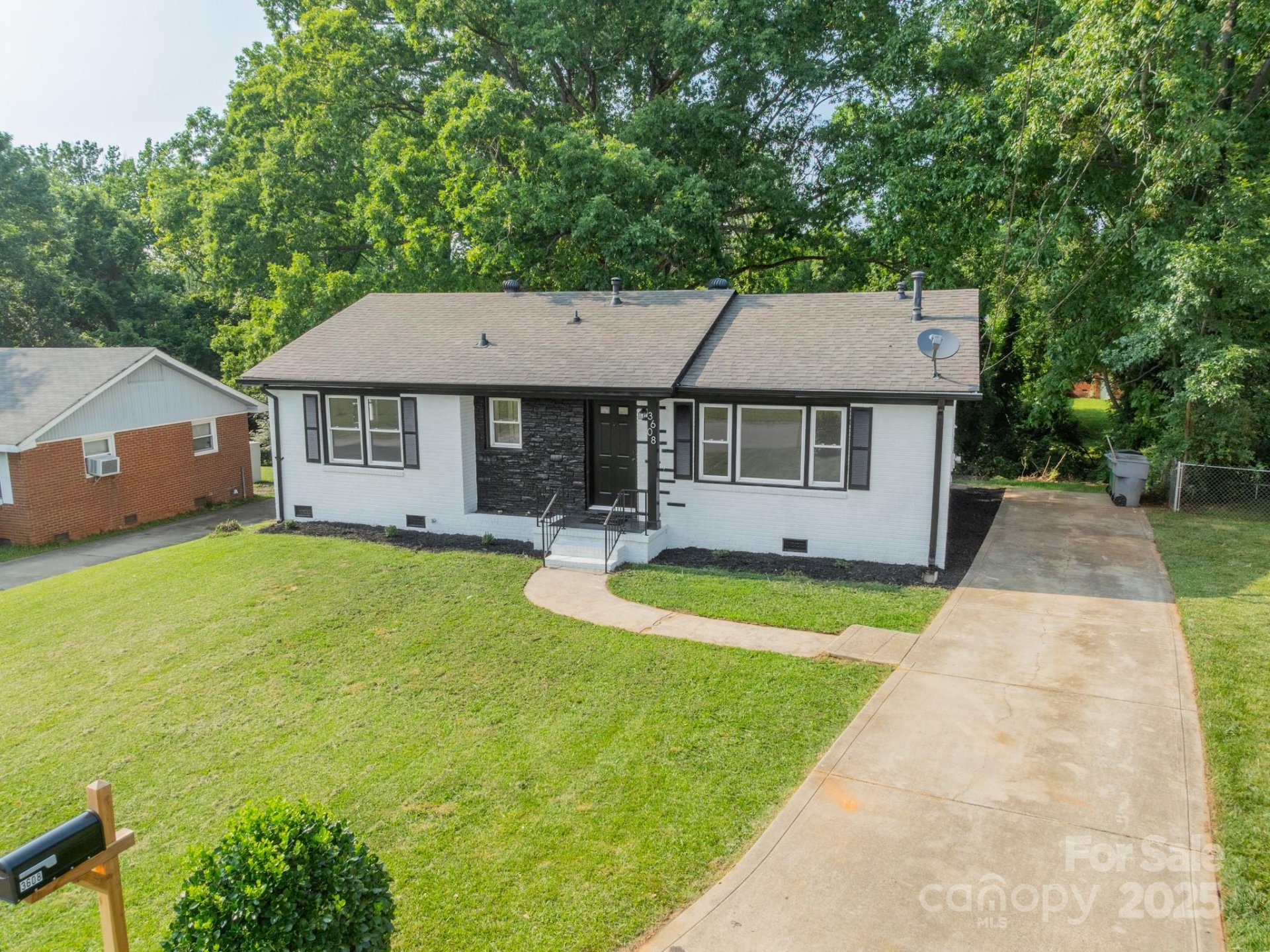 Property image 5 at 3608 Crestridge Drive, Charlotte, NC 28217