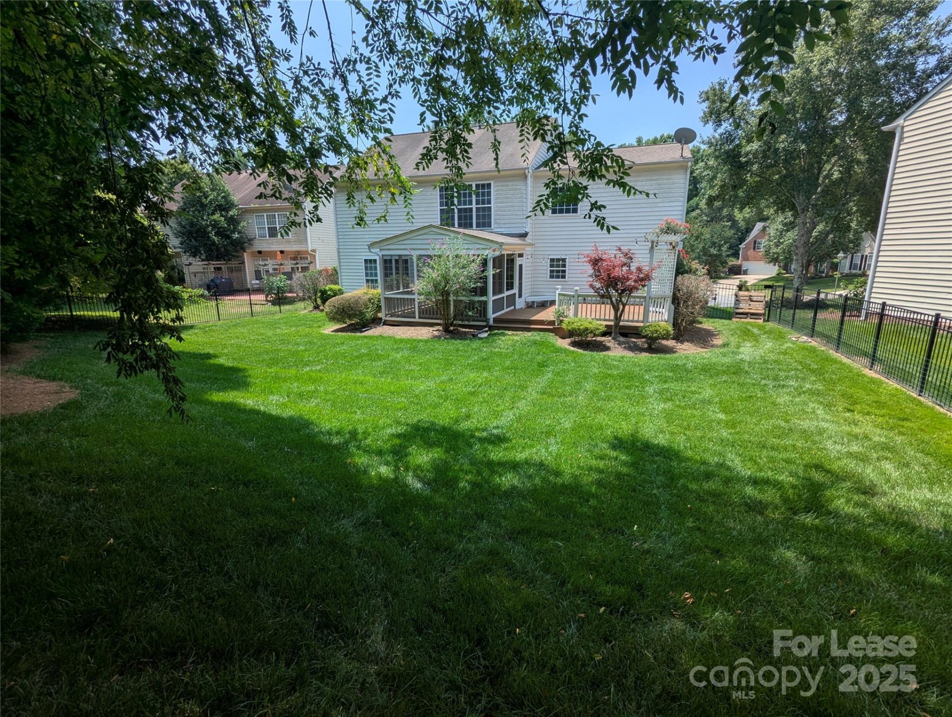 Property image 3 at 7711 Epping Forest Drive, Huntersville, NC 28078
