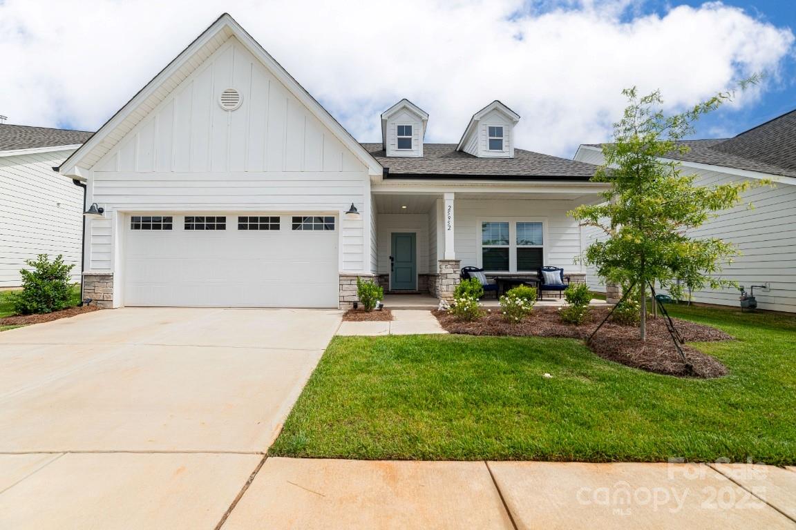 25952 Appleyard Court