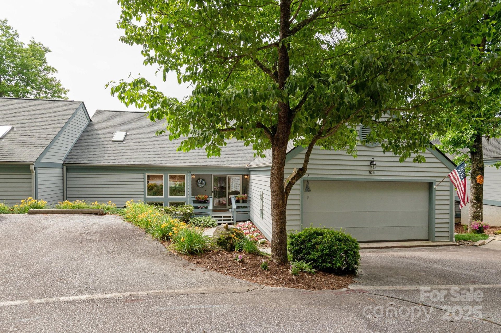 104 Sunny View Lane