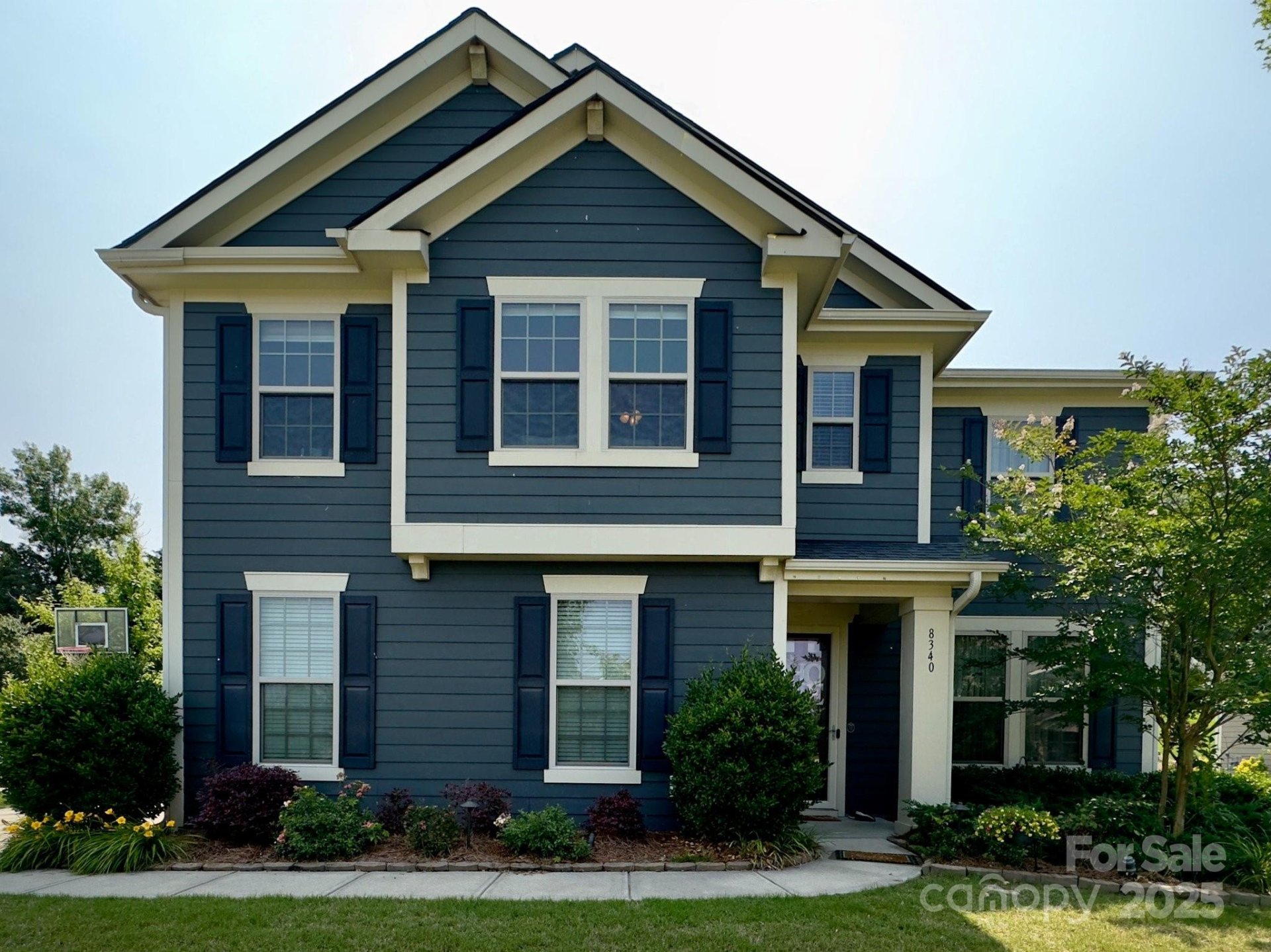 Churchill Farms, Harrisburg Community