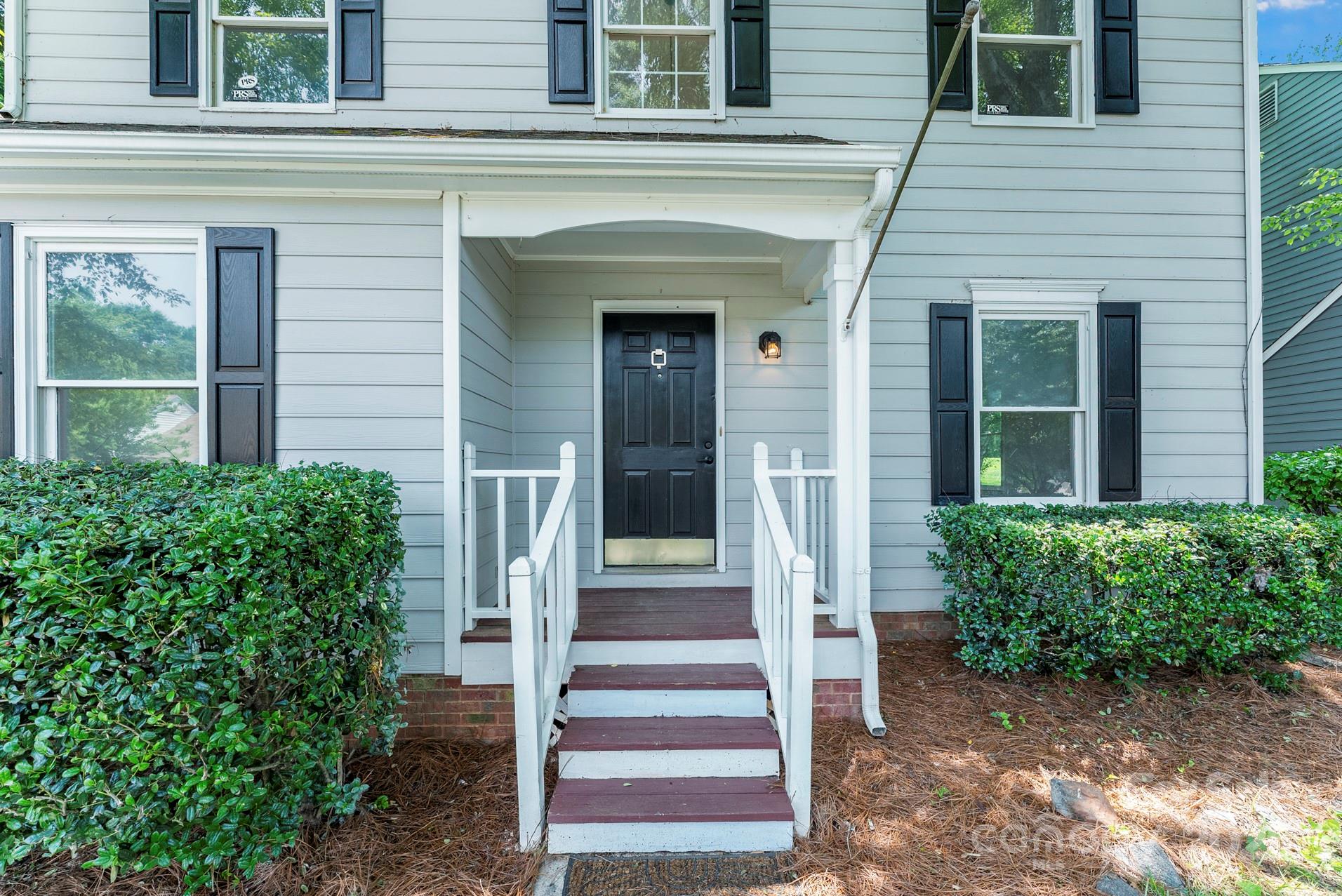 Property image 2 at 9513 Saddle Run Trail, Charlotte, NC 28269