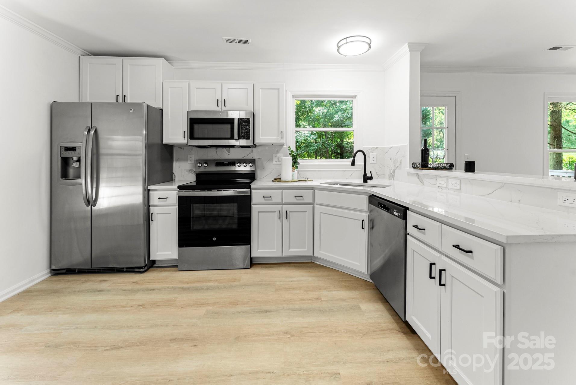 Property image 4 at 9513 Saddle Run Trail, Charlotte, NC 28269