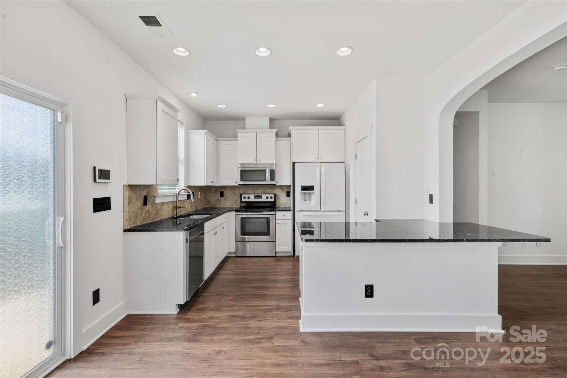 Property image 5 at 3153 Bending Birch Place, Charlotte, NC 28206