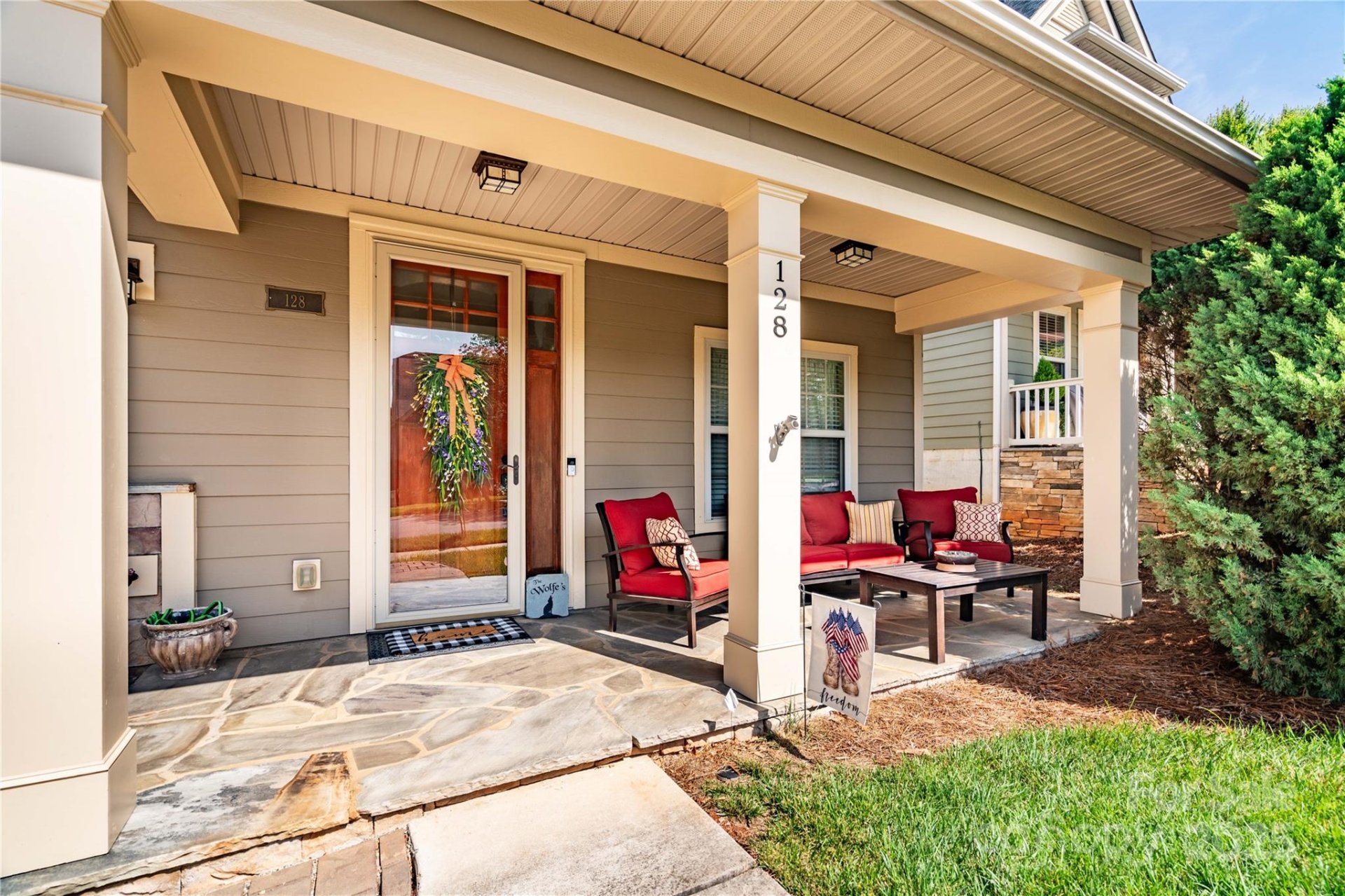 Property image 3 at 128 Aztec Circle, Mooresville, NC 28117