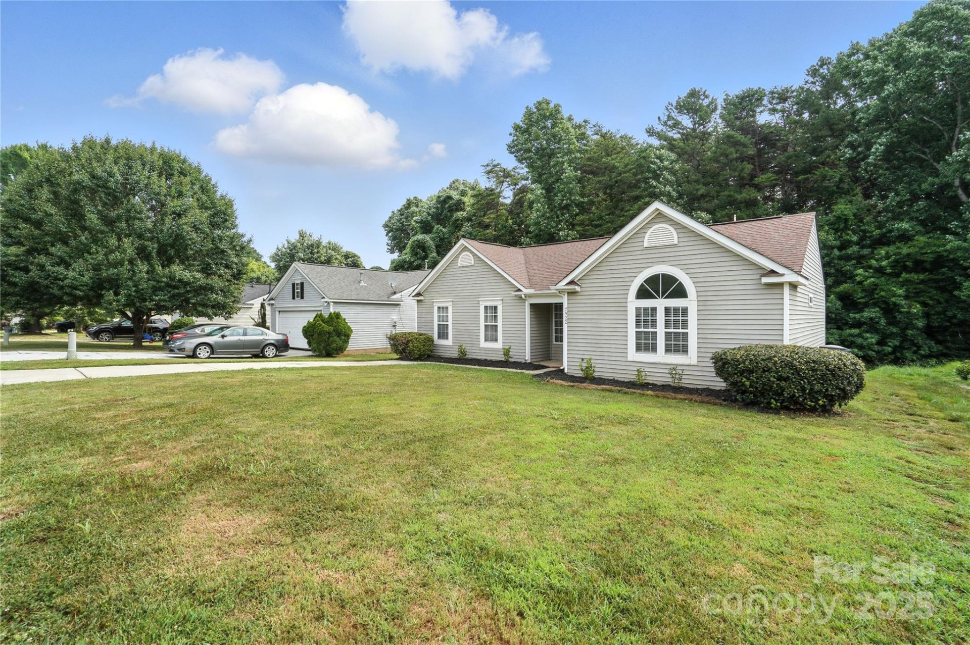 Property image 3 at 7922 Travers Run Drive, Charlotte, NC 28215