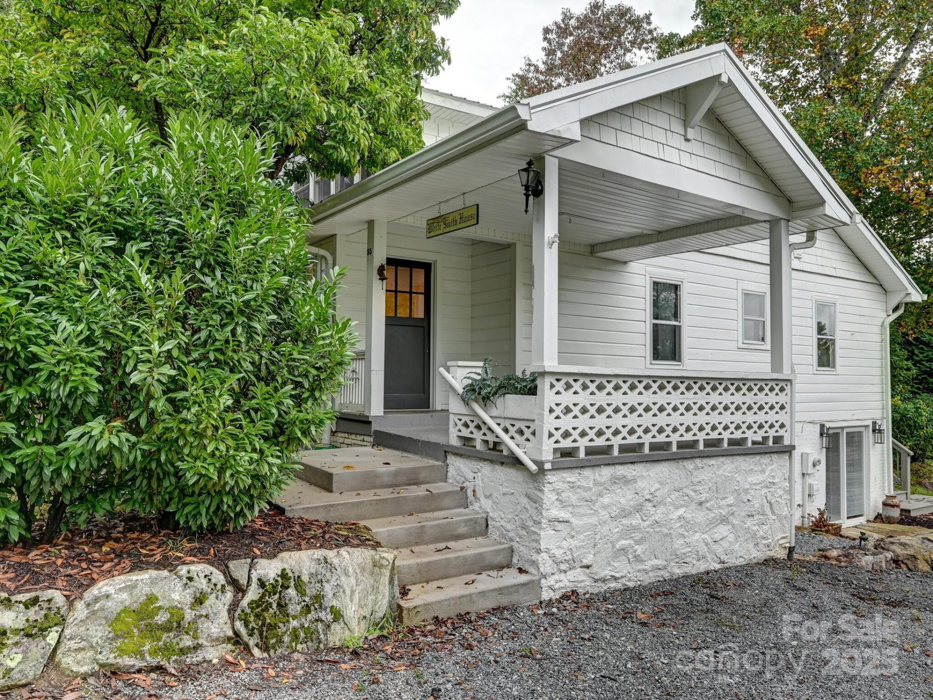 95 Arco Road