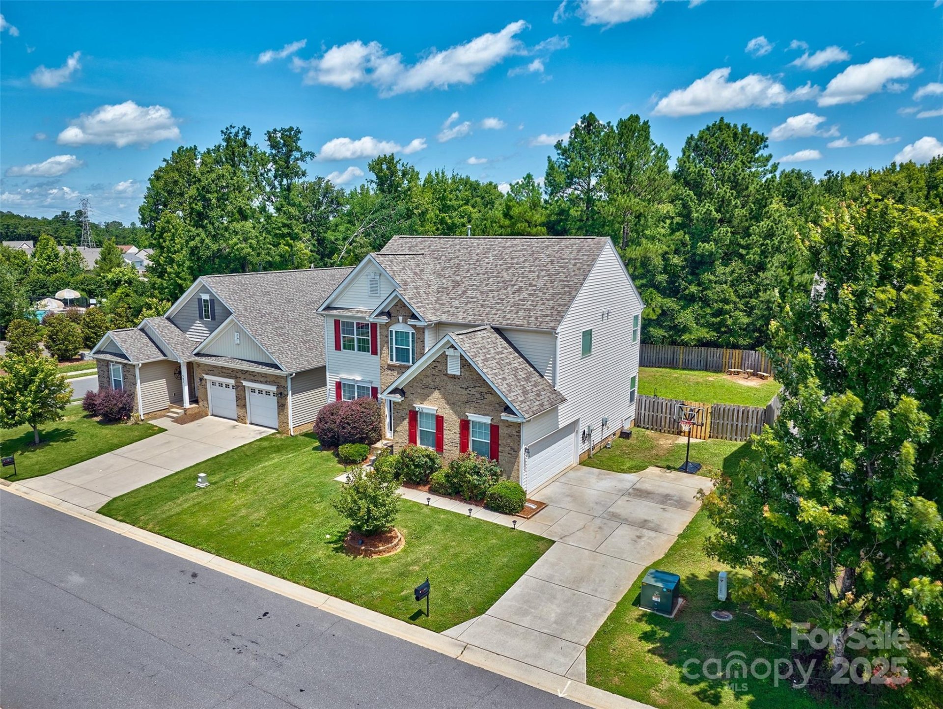 Property image 2 at 511 Rough Hewn Lane, Rock Hill, SC 29730
