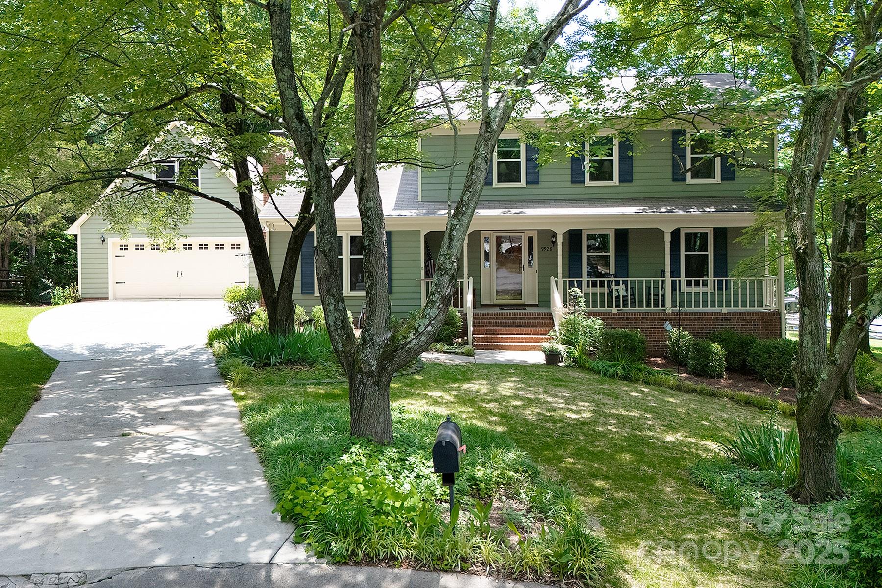 Property image 1 at 9928 Raddington Lane, Charlotte, NC 28269