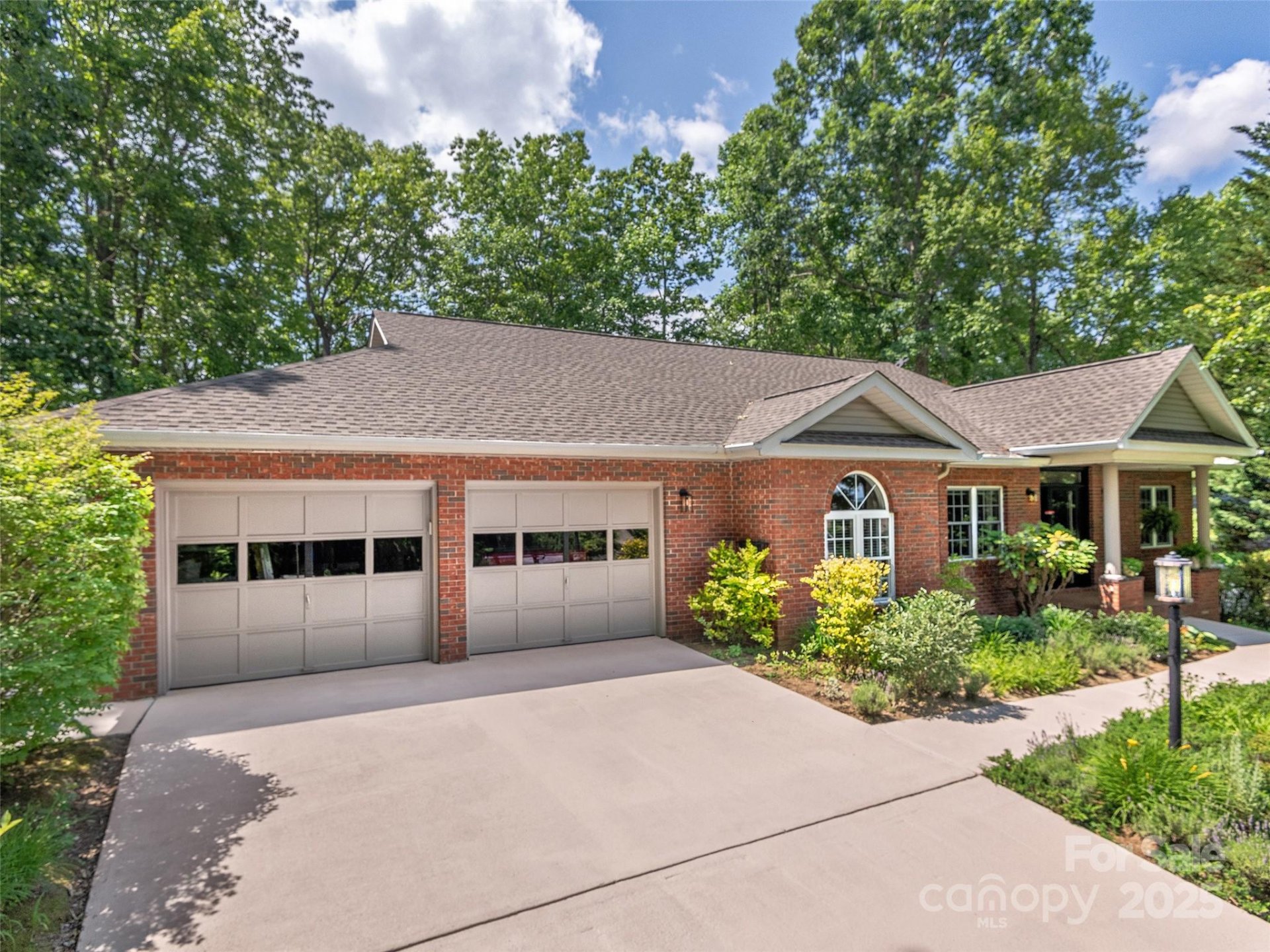 Property image 2 at 306 Croydon Drive, Hendersonville, NC 28791