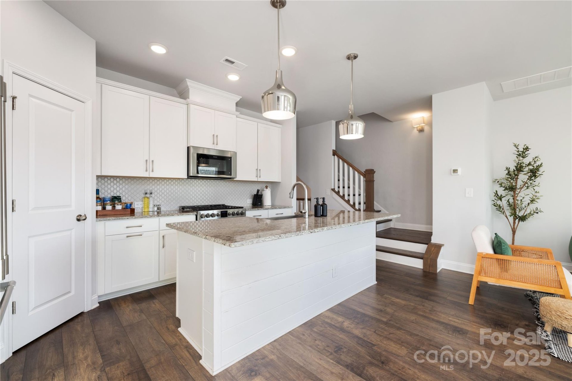 Property image 2 at 1428 Winding Stream Road, Charlotte, NC 28206
