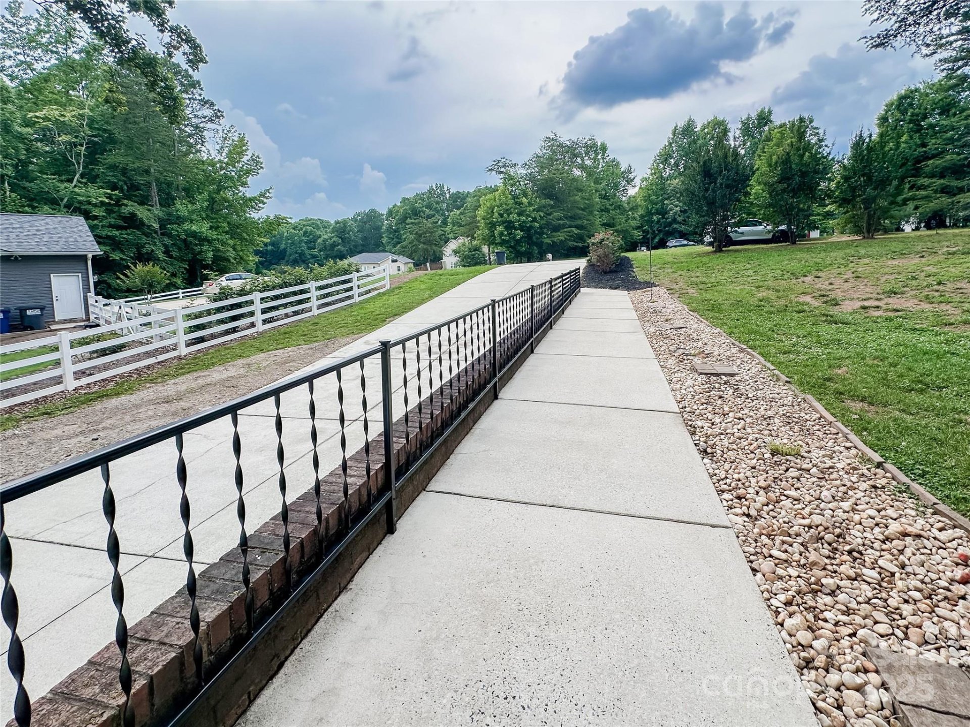 Property image 4 at 125 Shenandoah Loop, Troutman, NC 28166