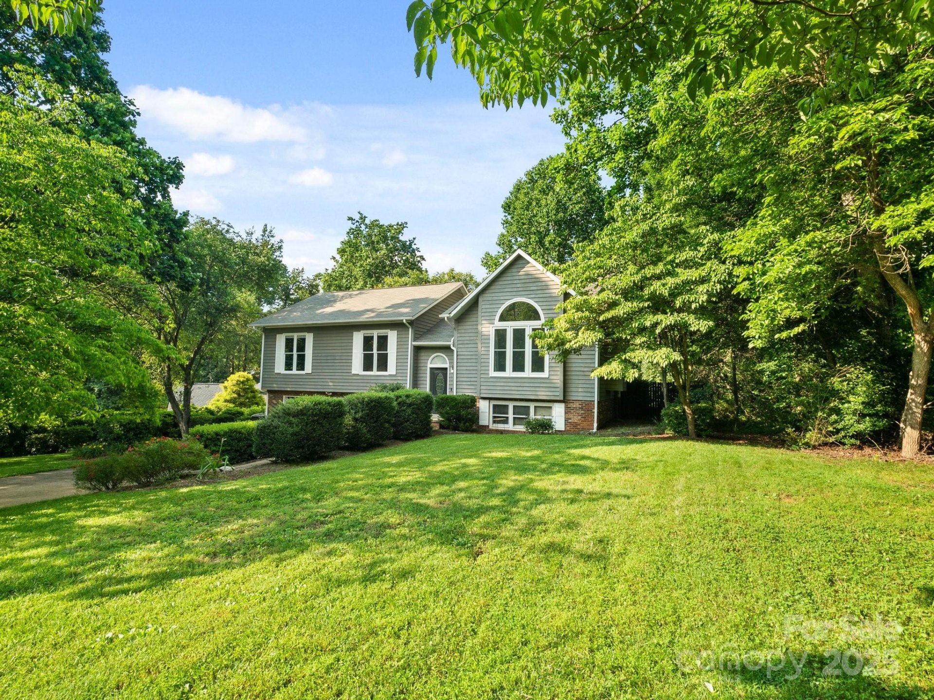 Property image 3 at 3124 5th Street Place, Hickory, NC 28601