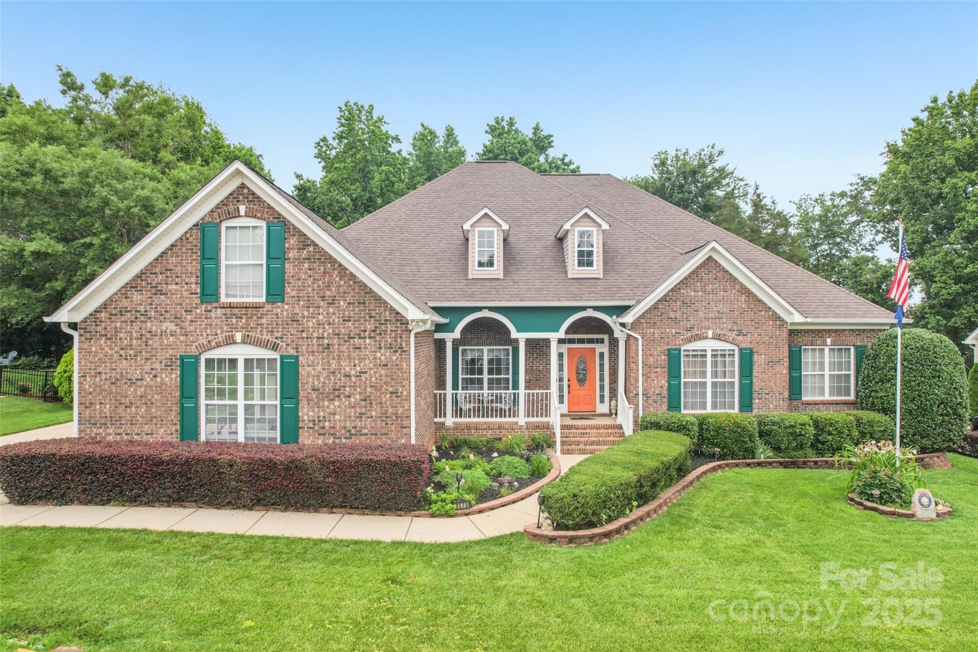 Stoneridge Lakes, Rock Hill Community