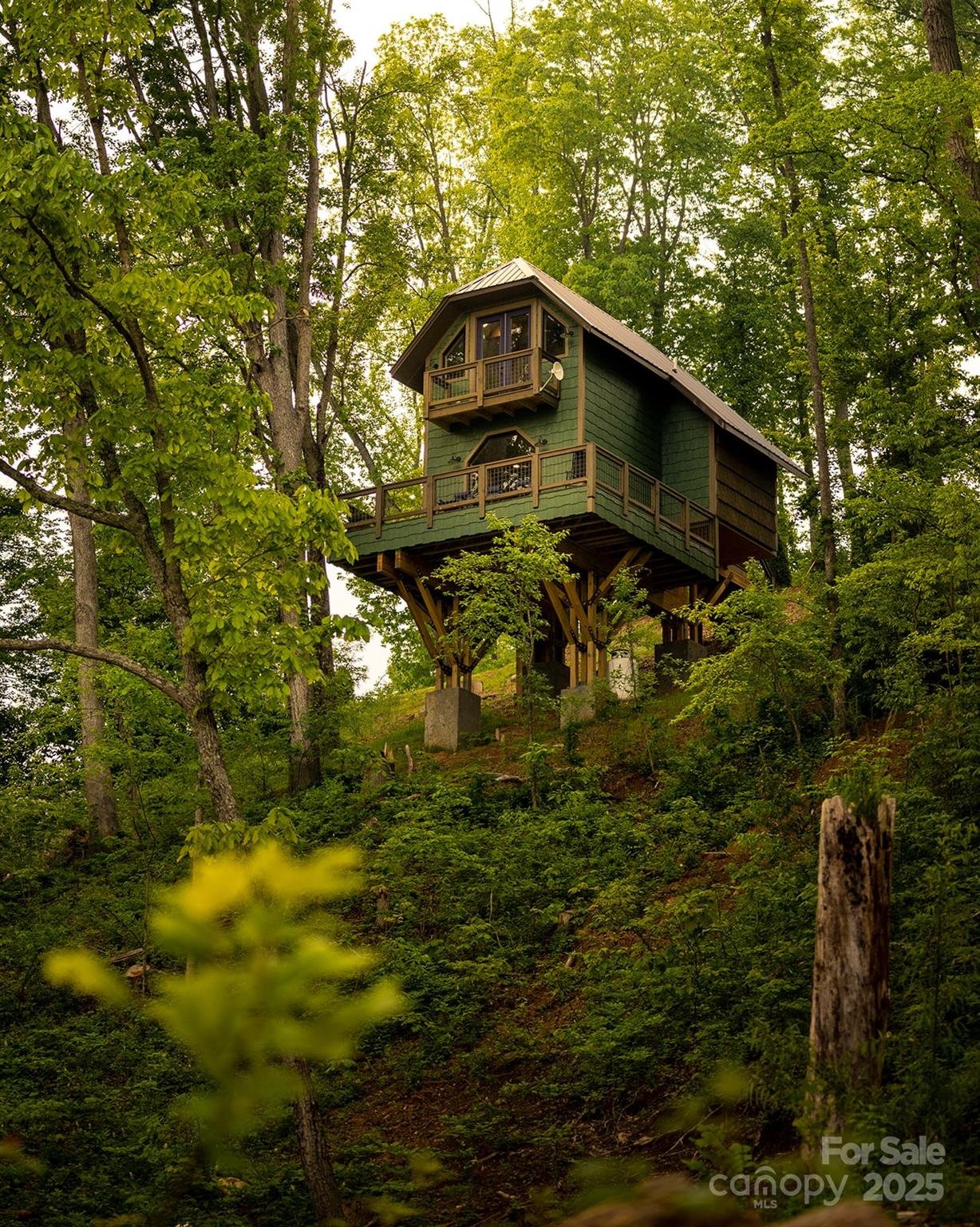 Property image 3 at 75 Treehouse Haven, Asheville, NC 28804