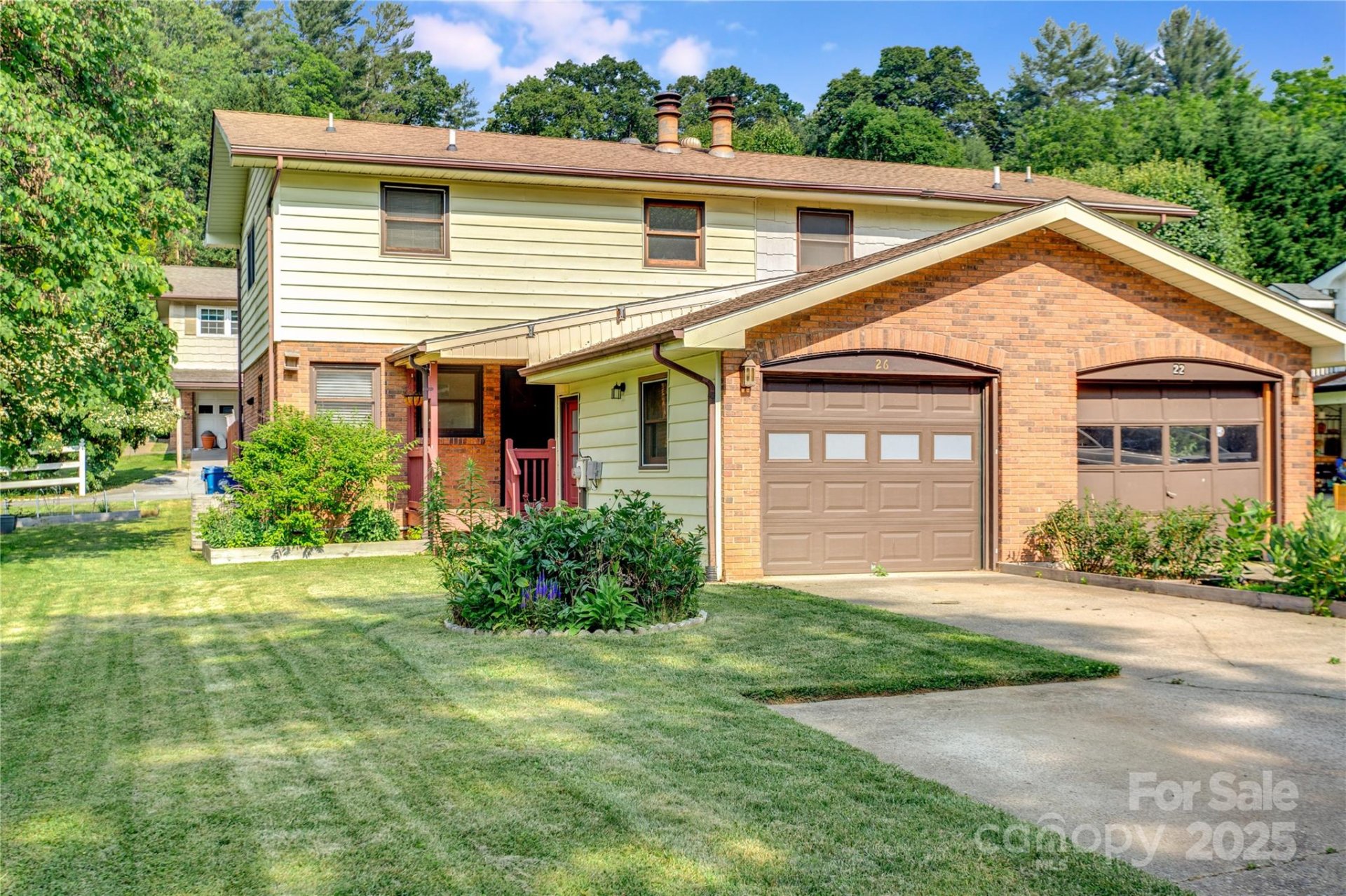 26 Pebblebrook Street