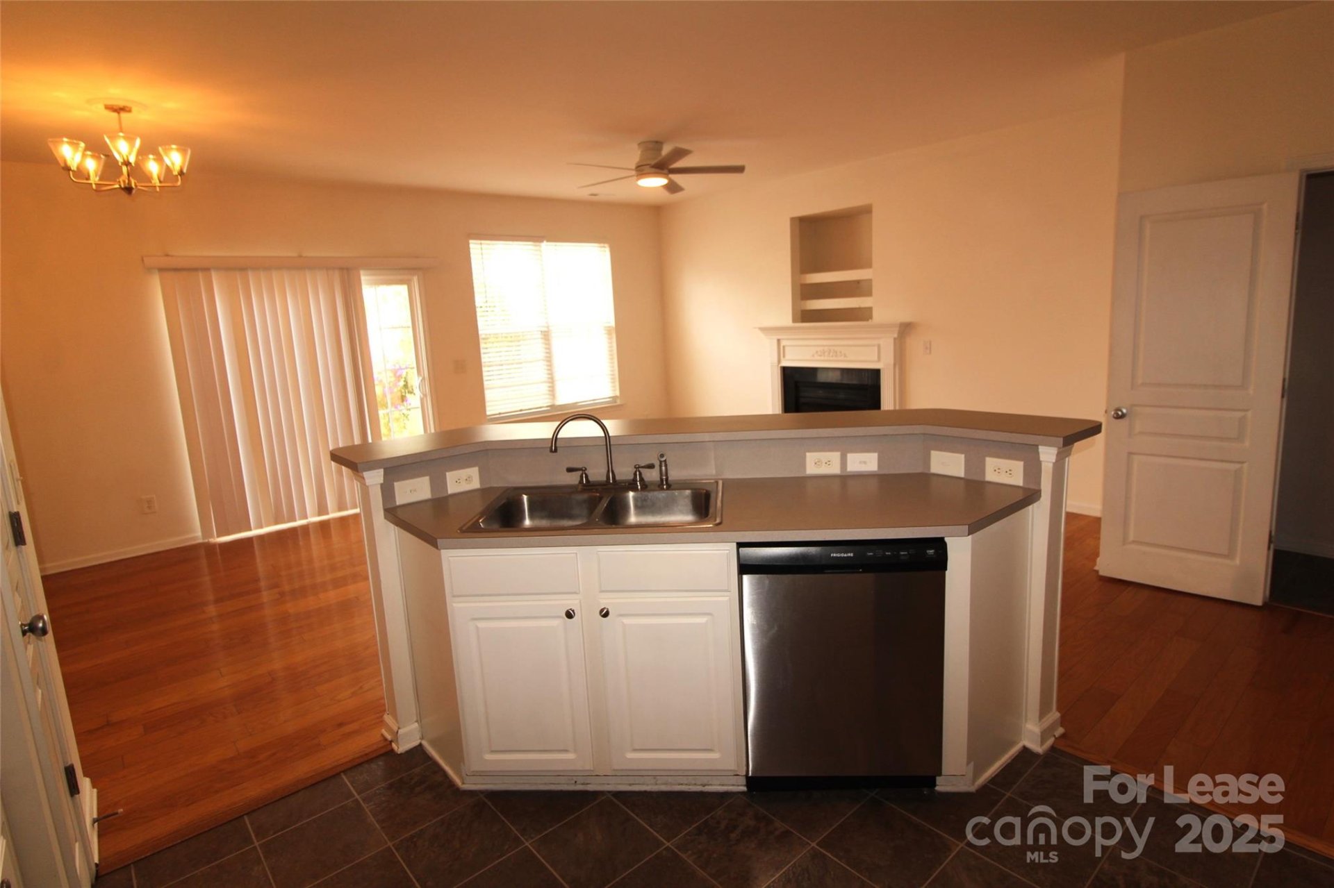 Property image 5 at 822 Gentlewinds Court, Fort Mill, SC 29708