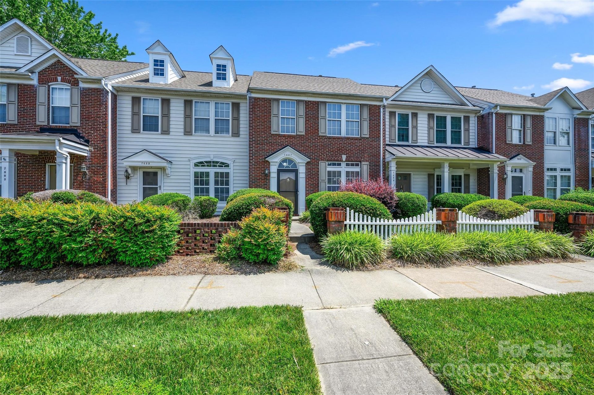 7007 Creft Circle