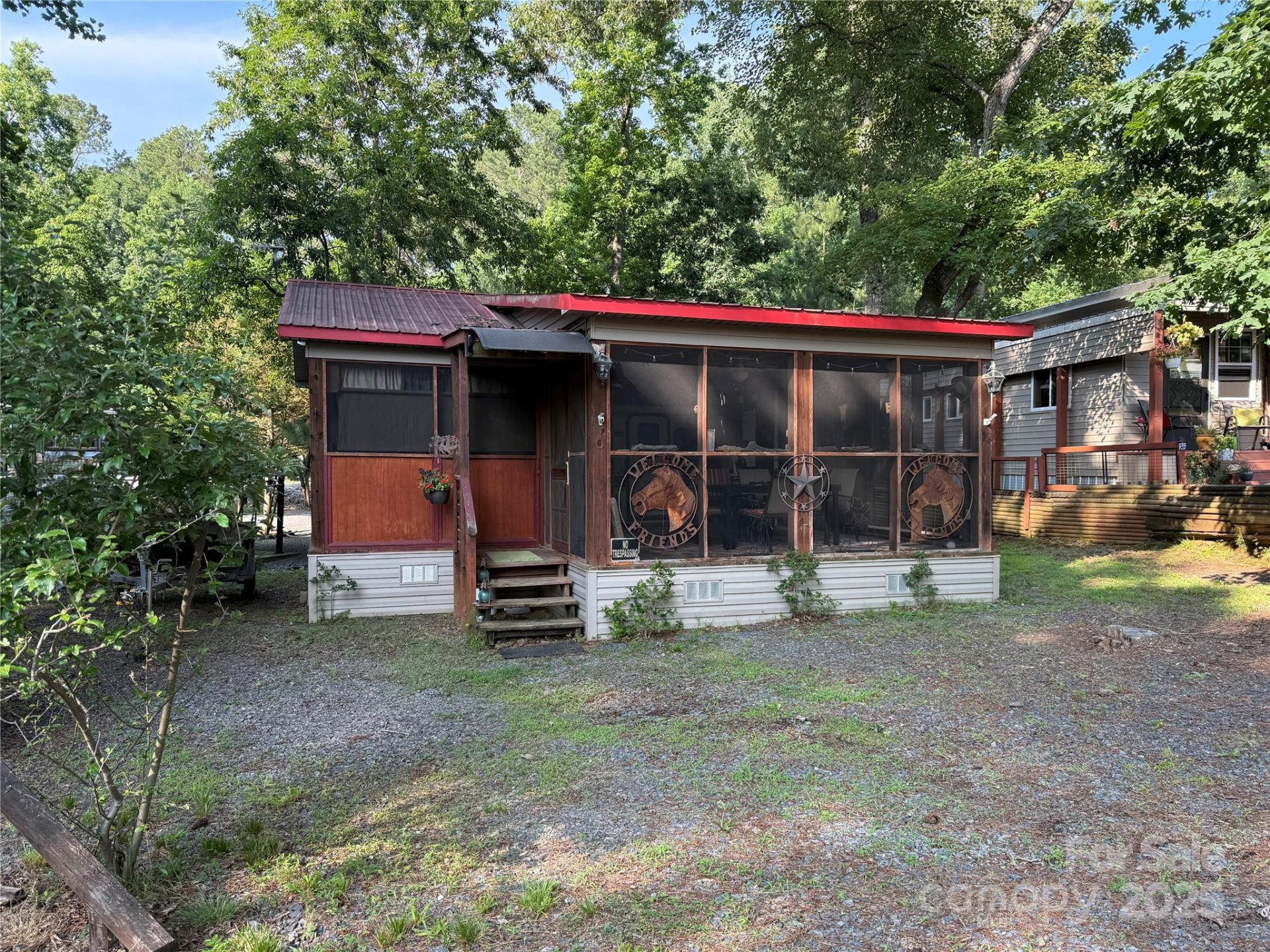 160 162 Arrowood Trail