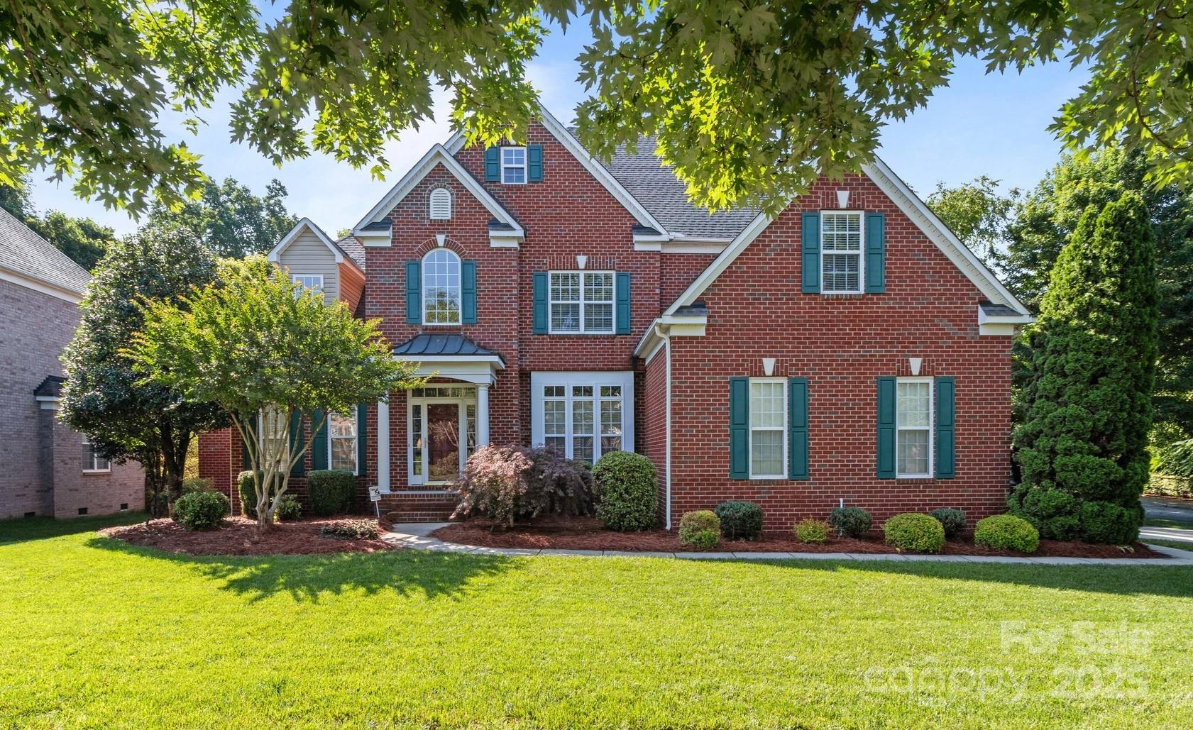 2504 Fallbrook Place