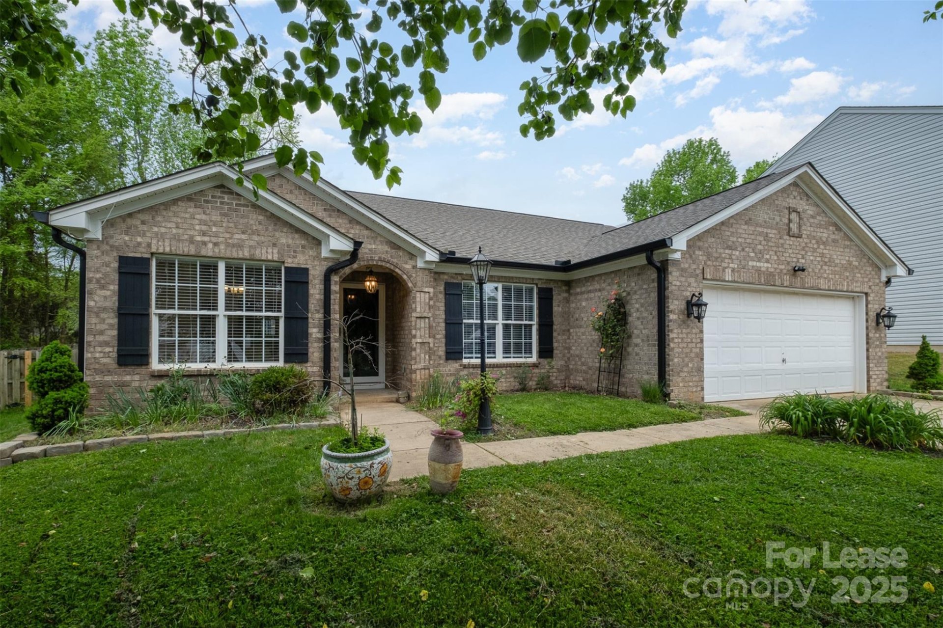 Property image 2 at 8424 Angwin Place, Charlotte, NC 28262