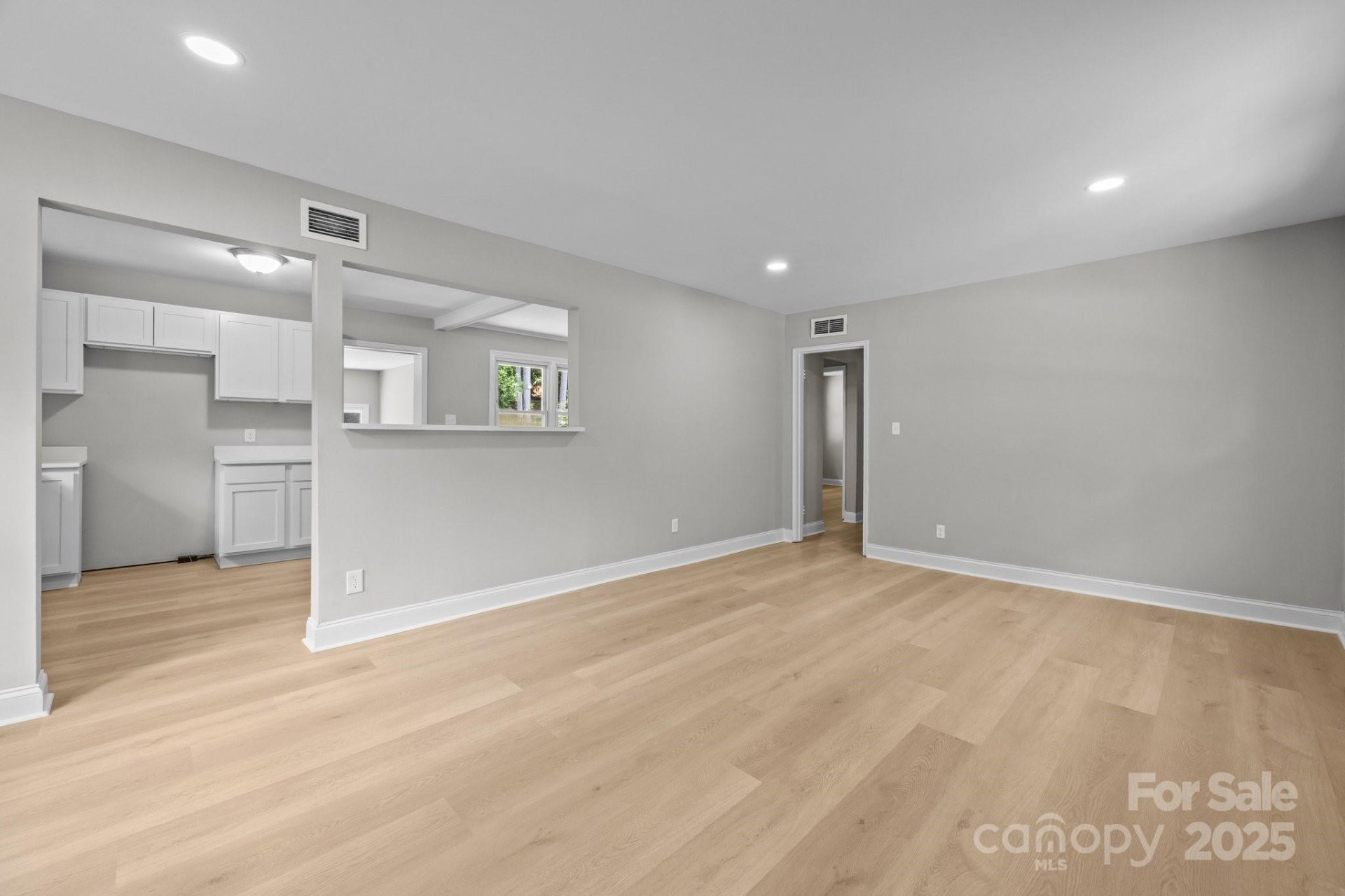 Property image 5 at 1709 Masonic Drive, Charlotte, NC 28205