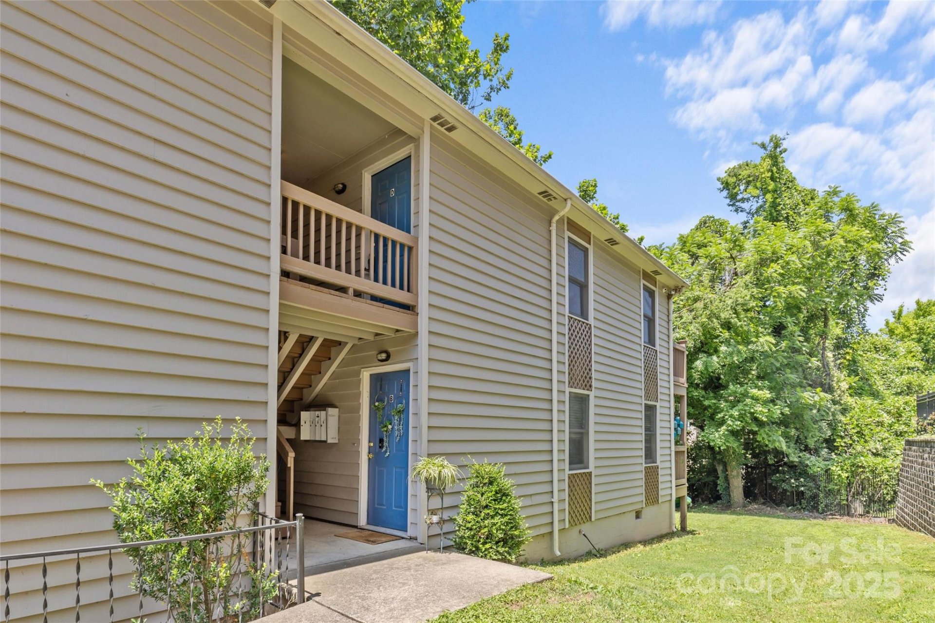 Property image 5 at 221 N Cedar Street, Charlotte, NC 28202