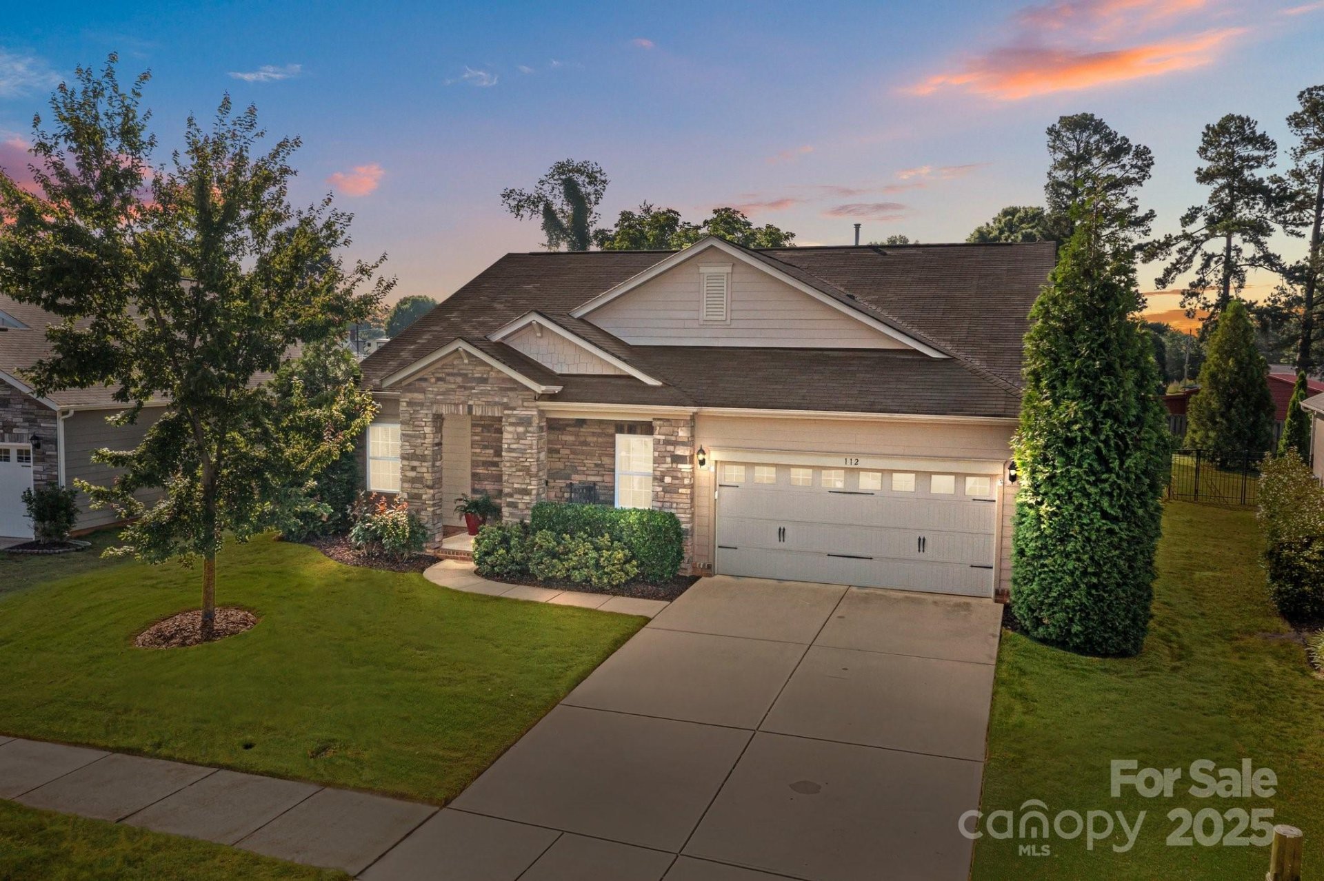 Property image 2 at 112 E Neel Ranch Road, Mooresville, NC 28115