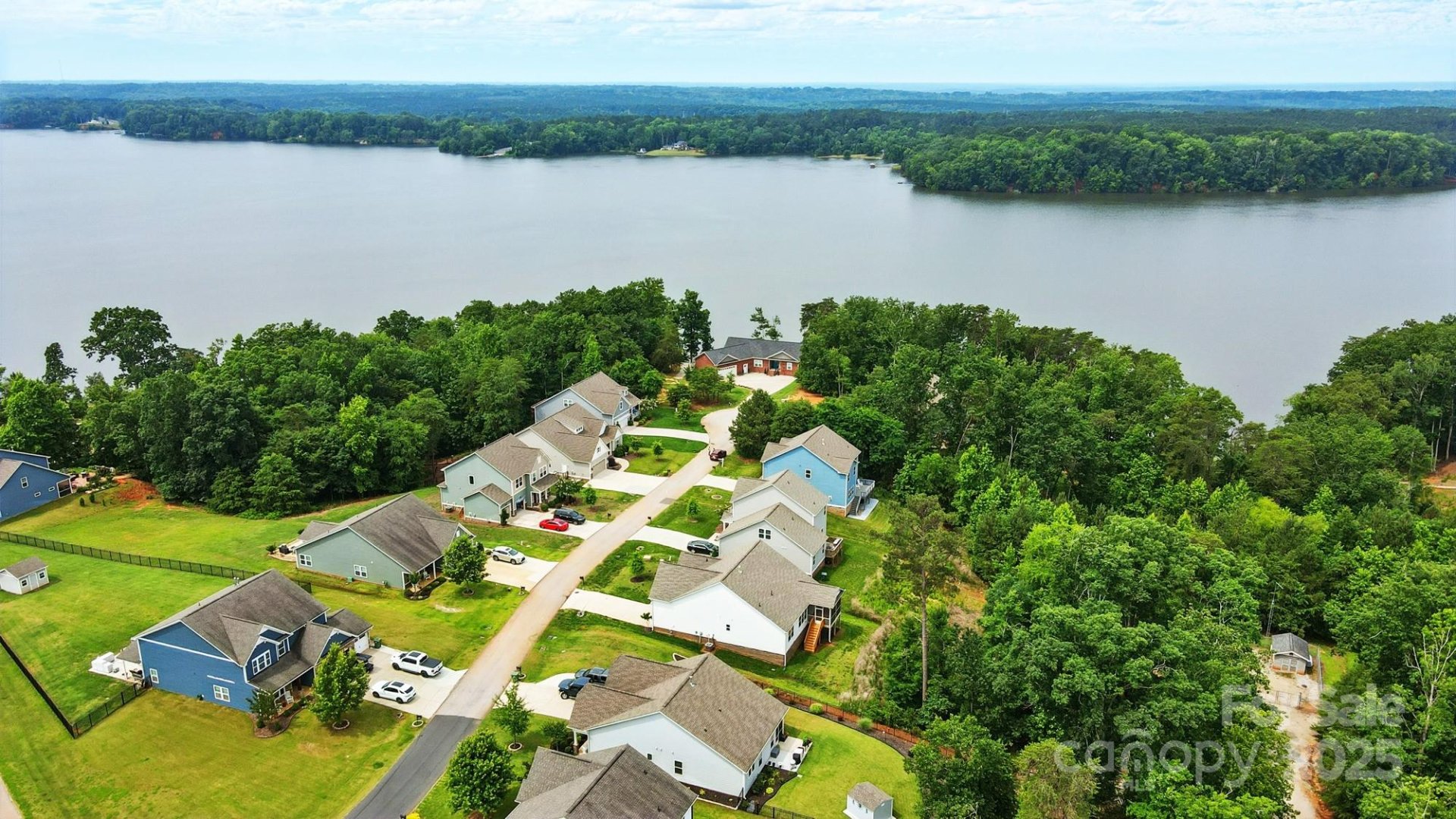 Property image 2 at 18619 Mainsail Court, Lancaster, SC 29720