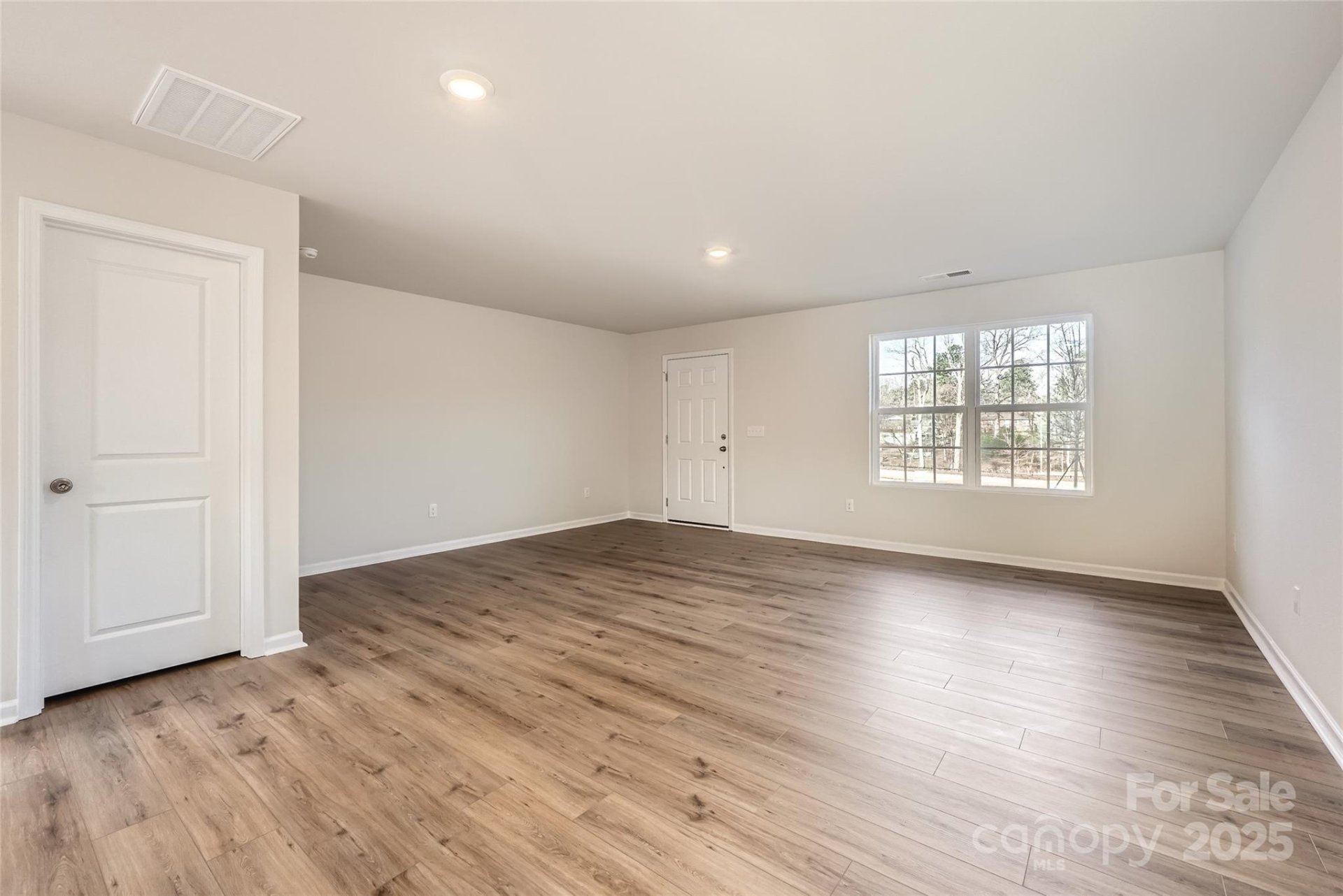 Property image 4 at 1530 Cottage Creek Drive, Bessemer City, NC 28016