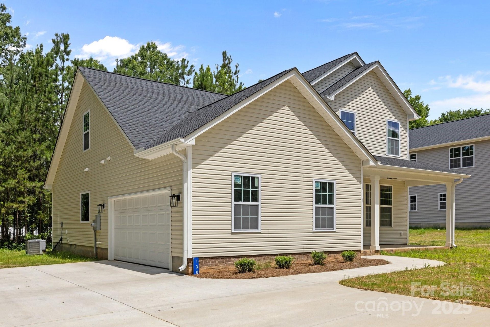 Property image 4 at 130 Aurora Boulevard, Matthews, NC 28105
