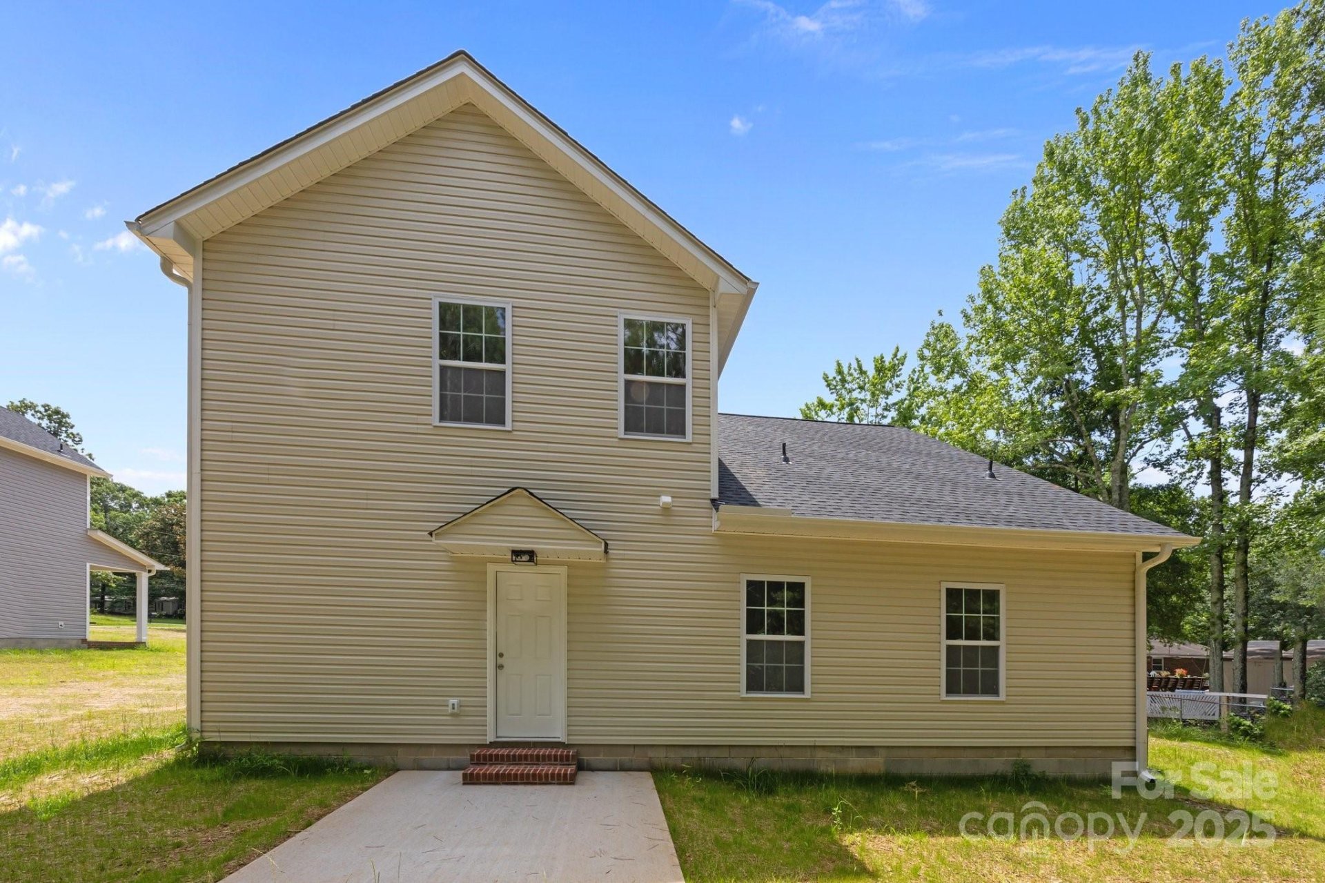 Property image 5 at 130 Aurora Boulevard, Matthews, NC 28105