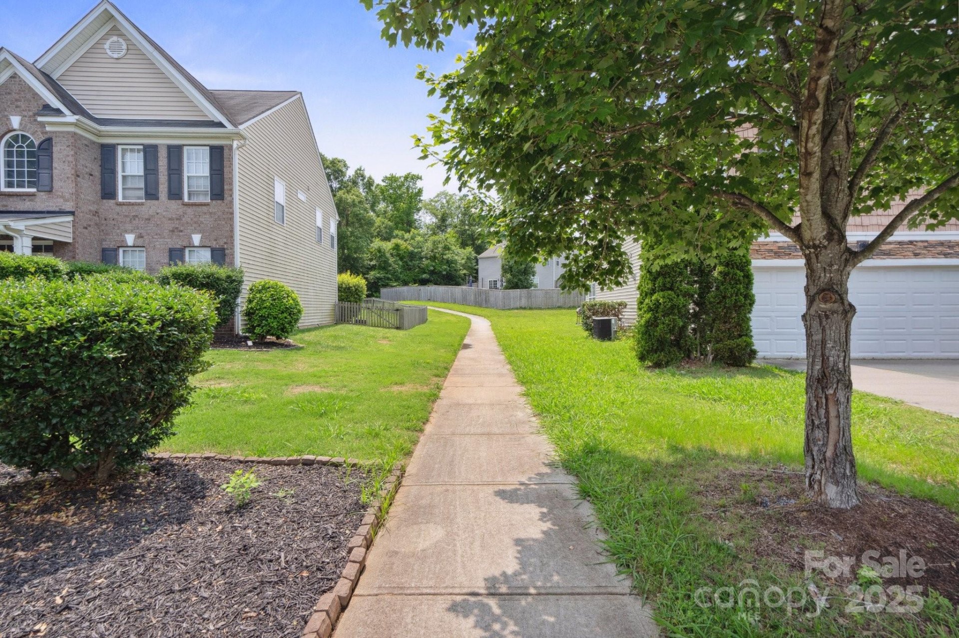 Property image 3 at 8915 Merrie Rose Avenue, Charlotte, NC 28213