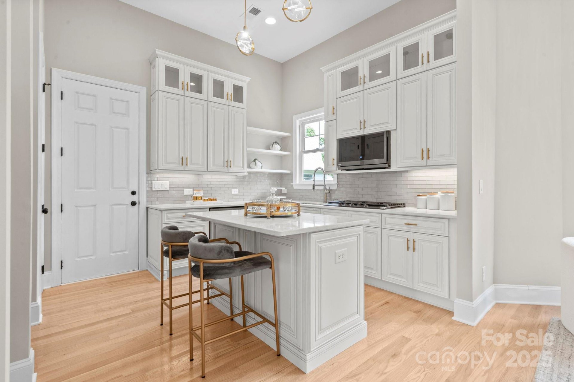 Property image 3 at 4015 Randolph Road, Charlotte, NC 28211