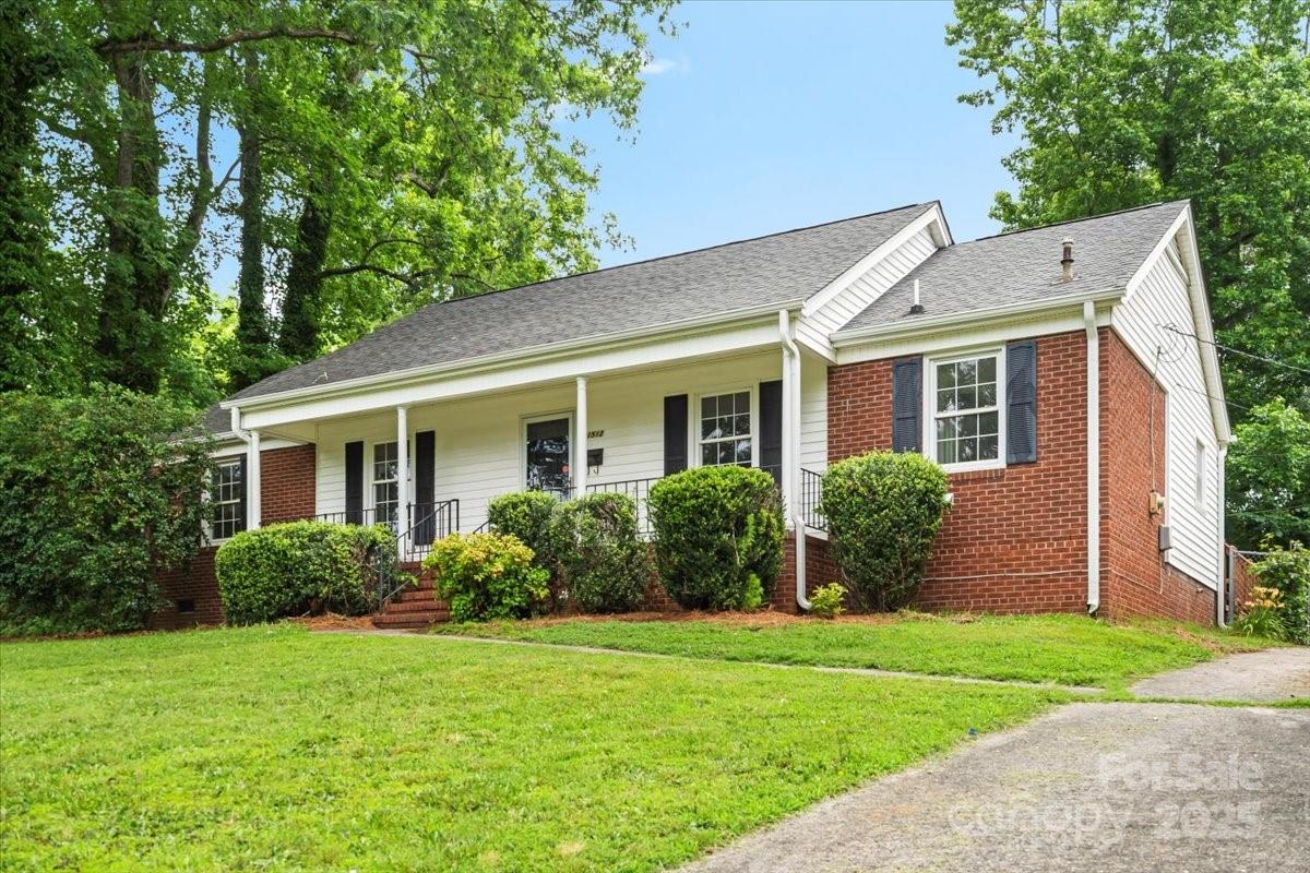 Property image 3 at 1512 Anthony Drive, Gastonia, NC 28052