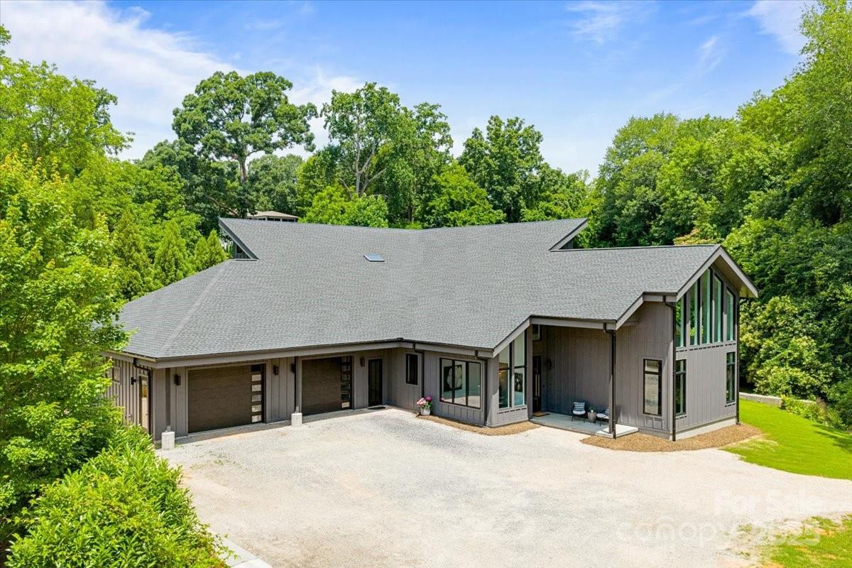 Property image 5 at 3304 Mar Vista Circle, Charlotte, NC 28209