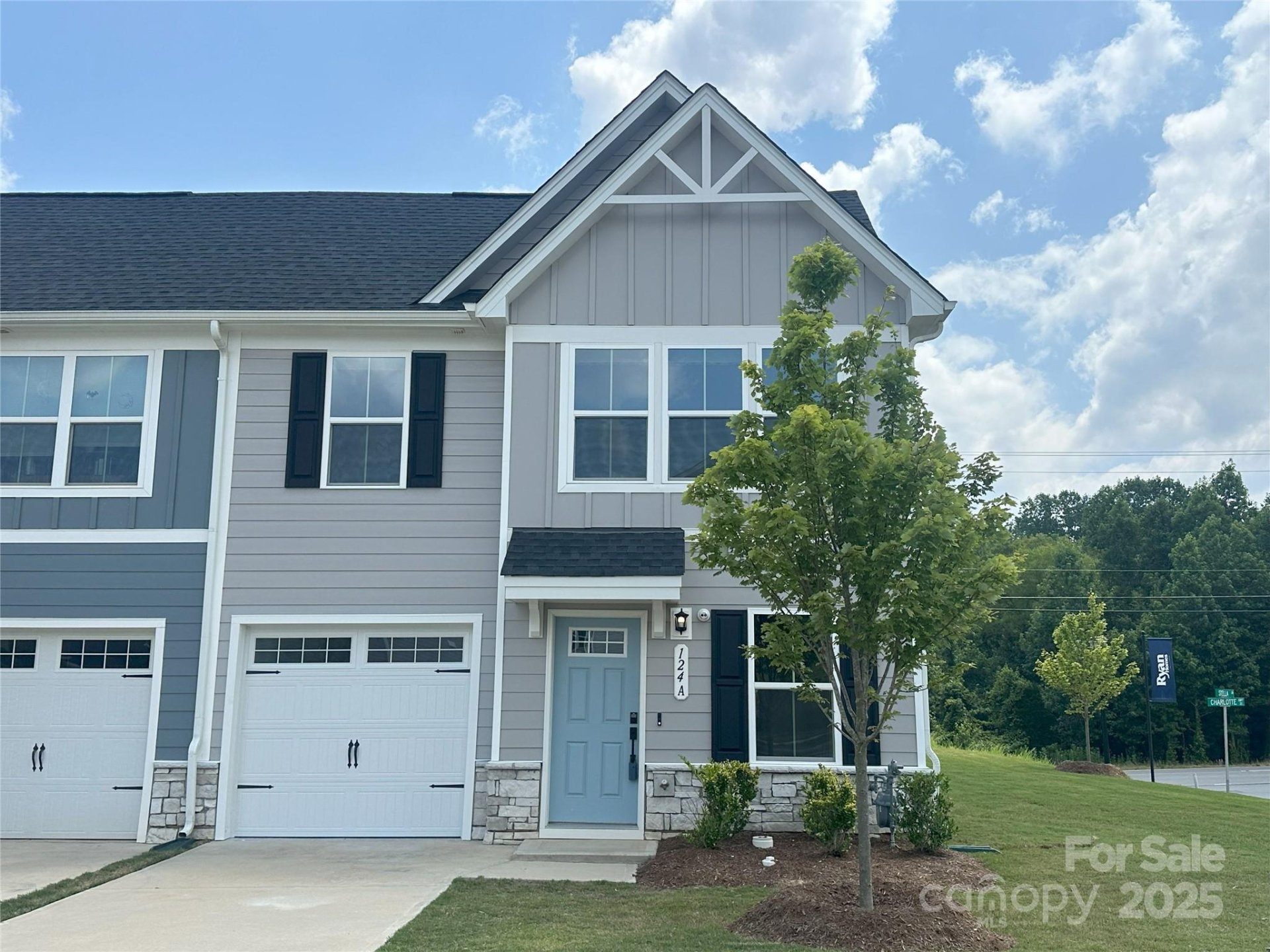 Property image 2 at 124 Kristin View Lane, Troutman, NC 28166