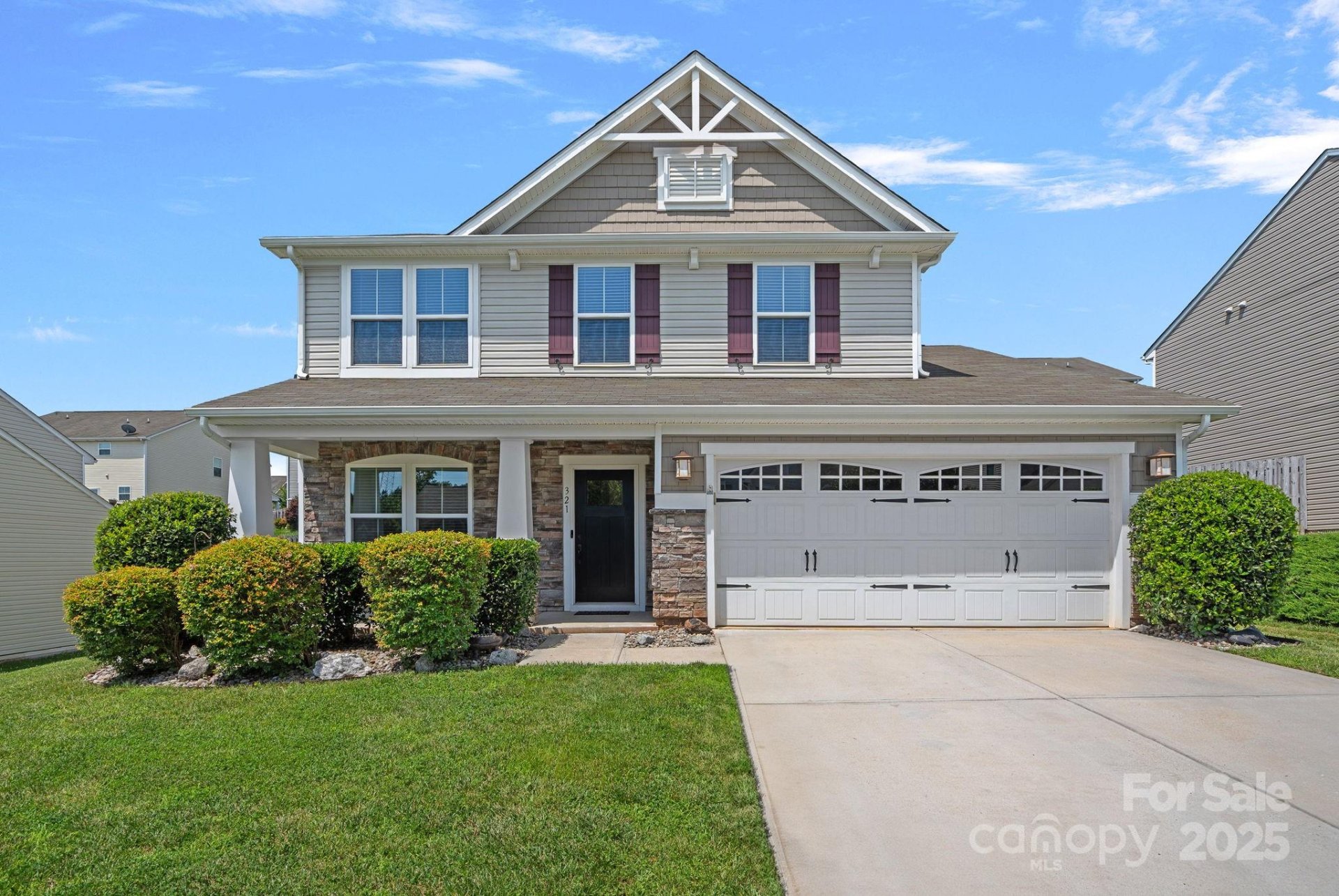 321 Almora Loop
