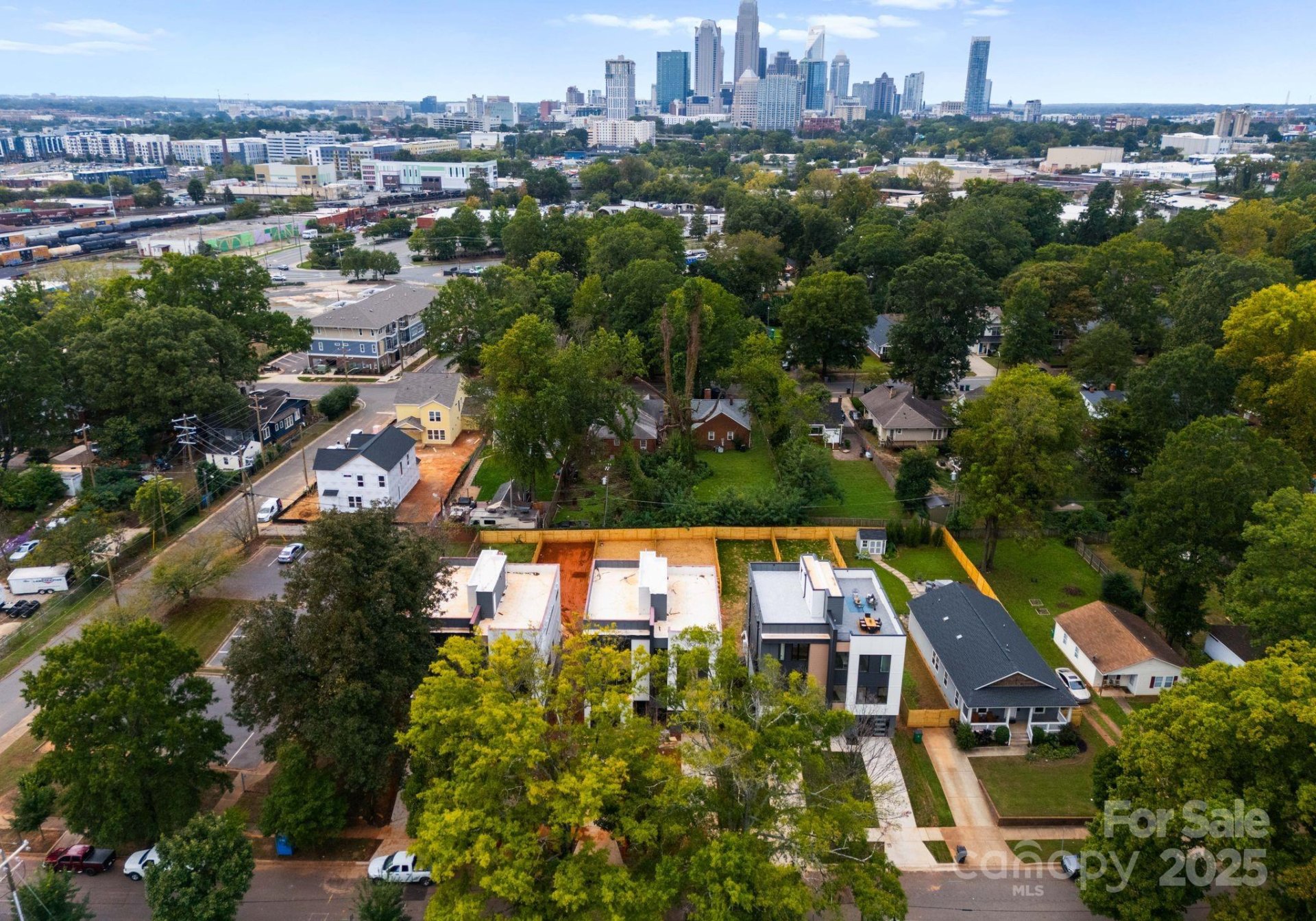 Property image 3 at 209 Keswick Avenue, Charlotte, NC 28206
