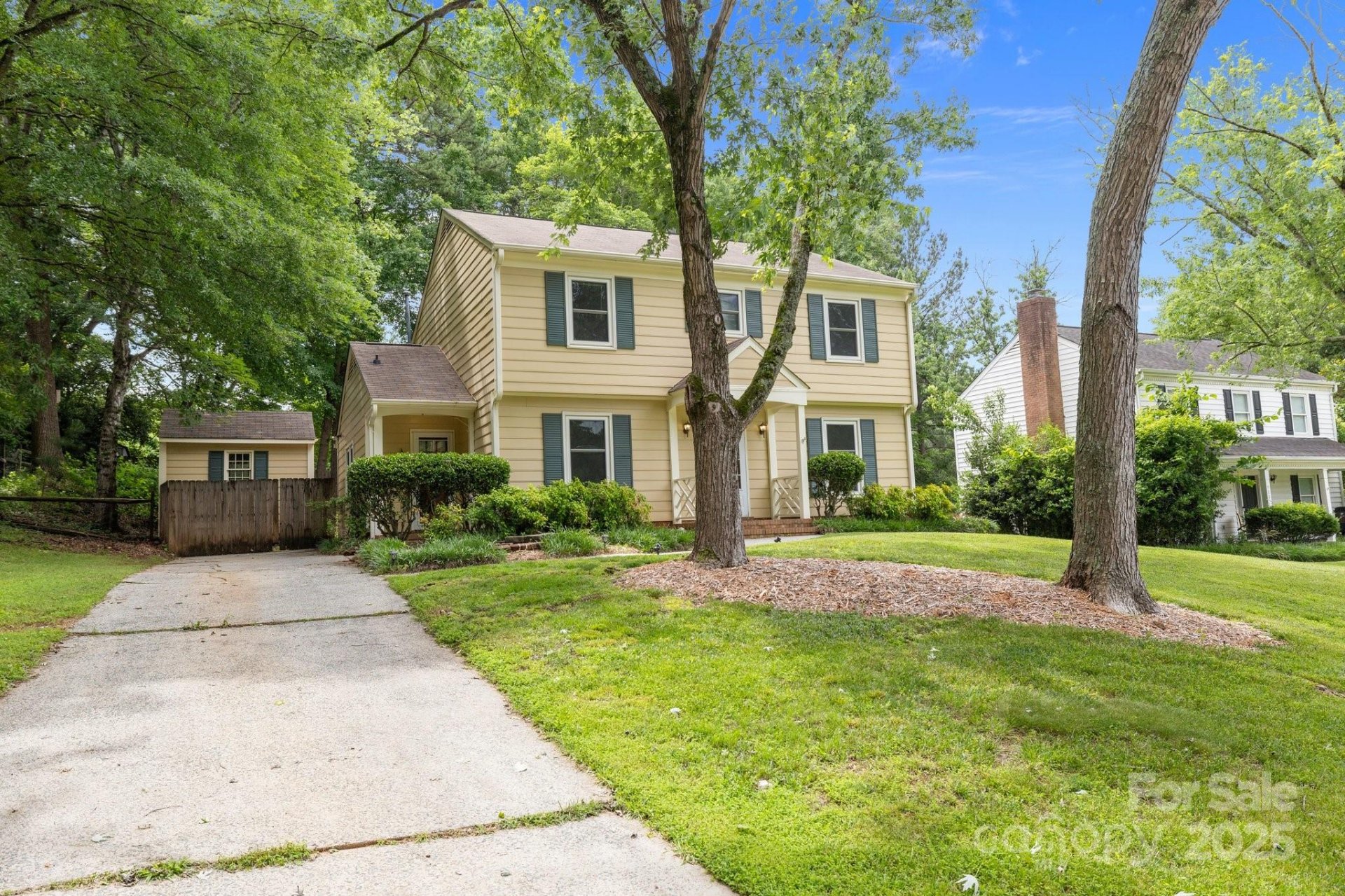 Property image 2 at 906 Wishing Well Lane, Charlotte, NC 28270